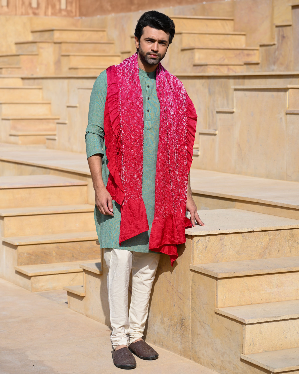 PINK BROKEN LINES BANDHANI SILK DUPATTA