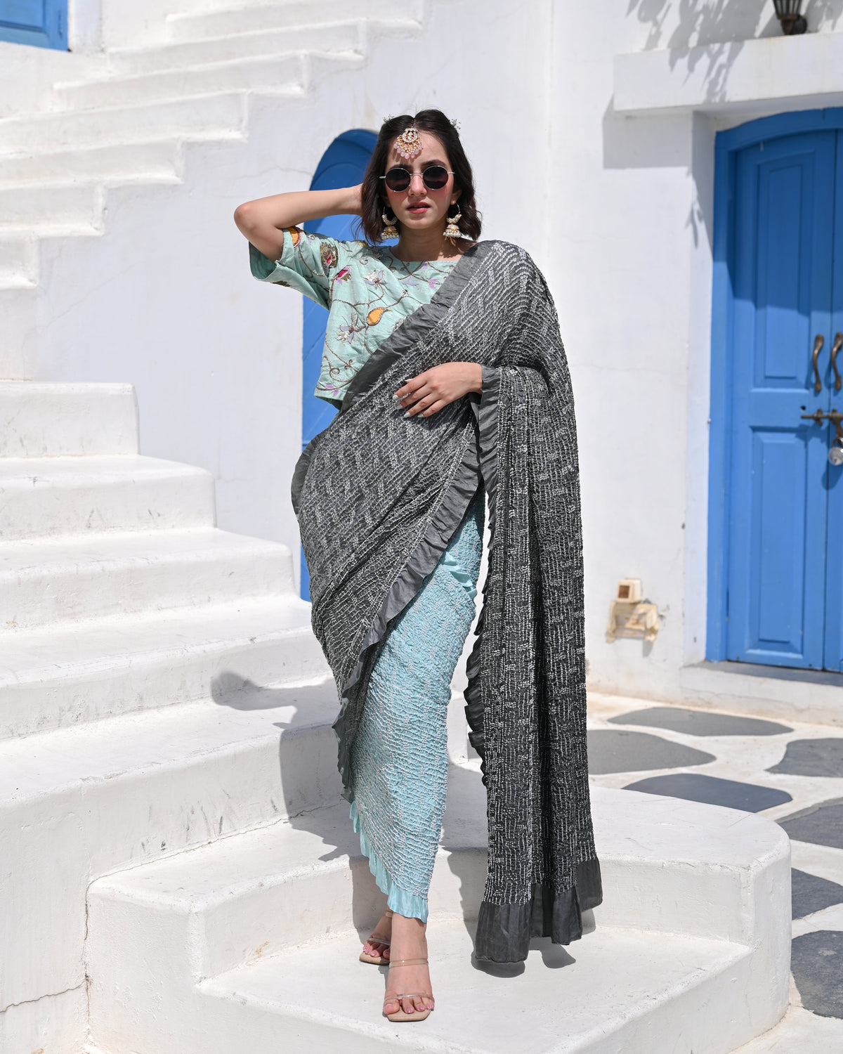 BLUE-GREY BROKEN LINES GEOMETRIC BANDHANI SILK SAREE