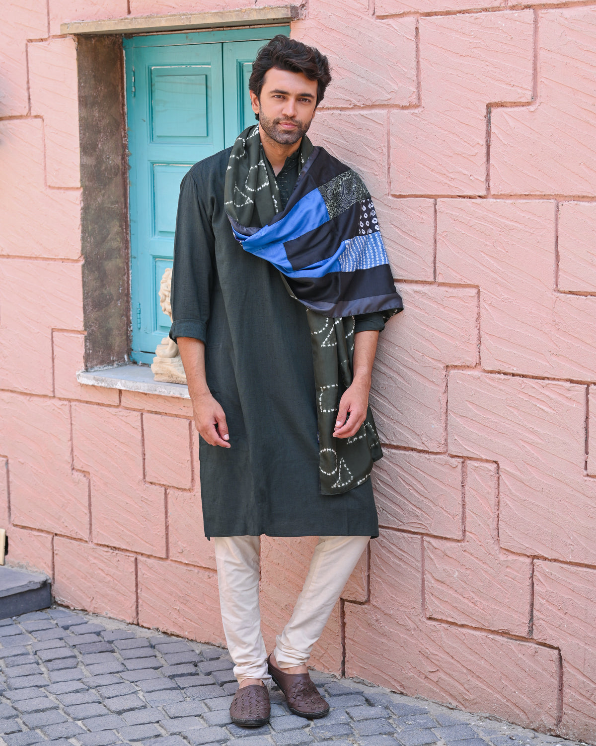 BLUE-BLACK BAARADOZI PATCHWORK REVERSIBLE SILK STOLE