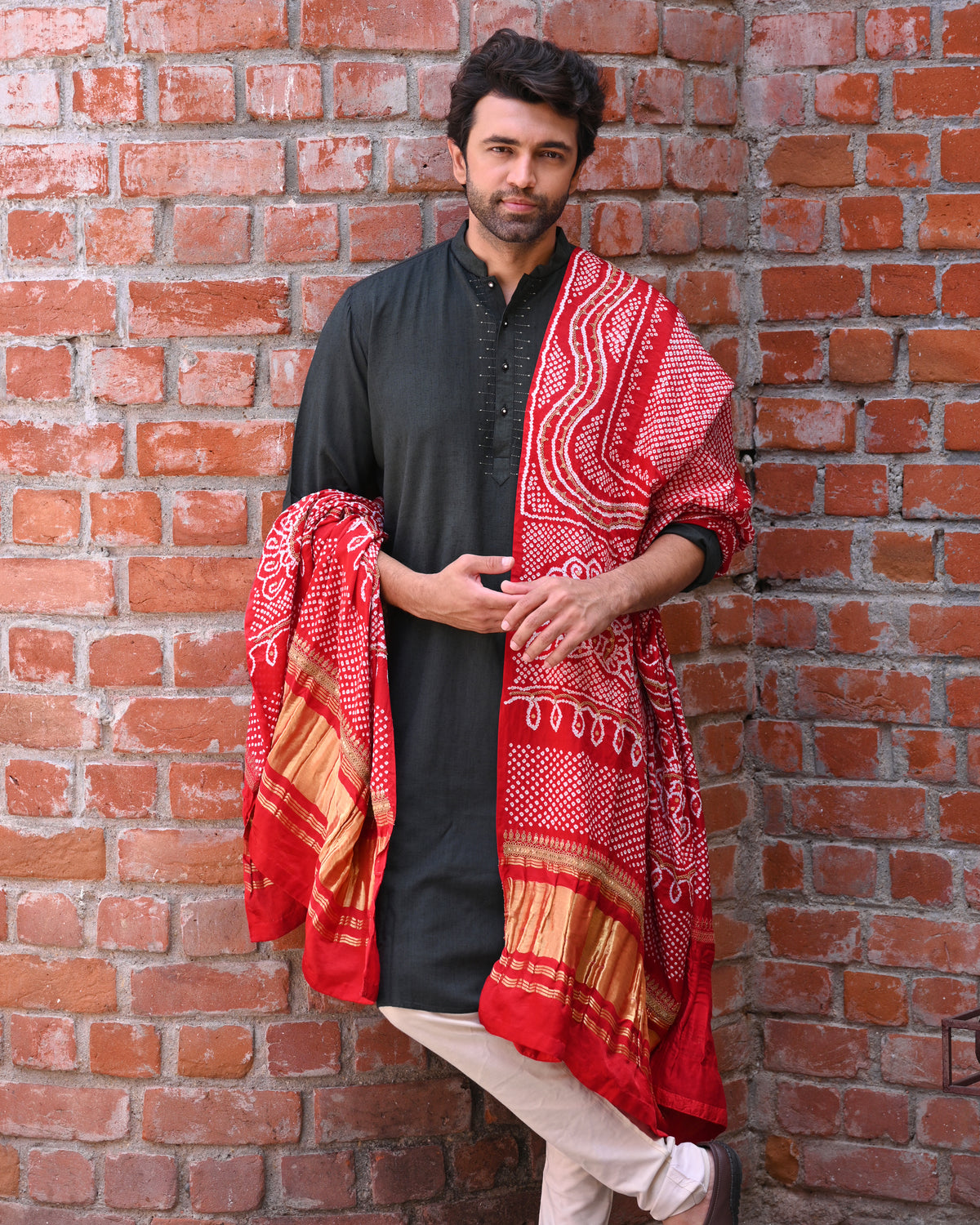 RED CHANDRAKHUNI BANDHANI SILK DUPATTA WITH MARODI WORK