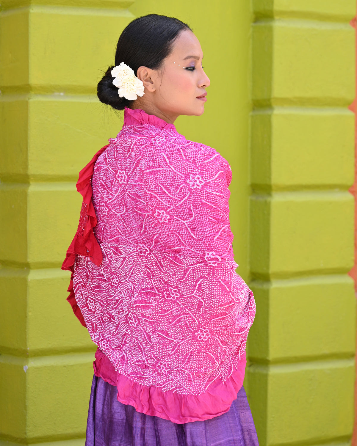 PINK-RED FLOWER BANDHANI SILK DUPATTA