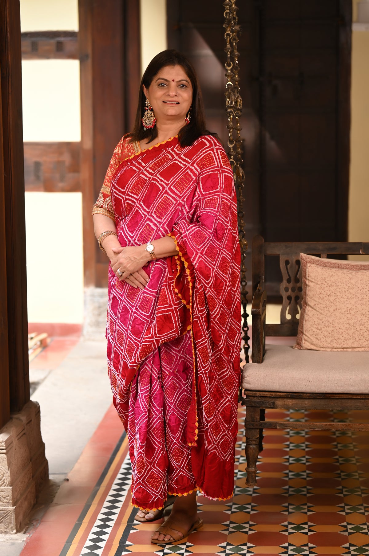 PINK-RED DIAMOND GEOMETRIC BANDHANI SILK SAREE