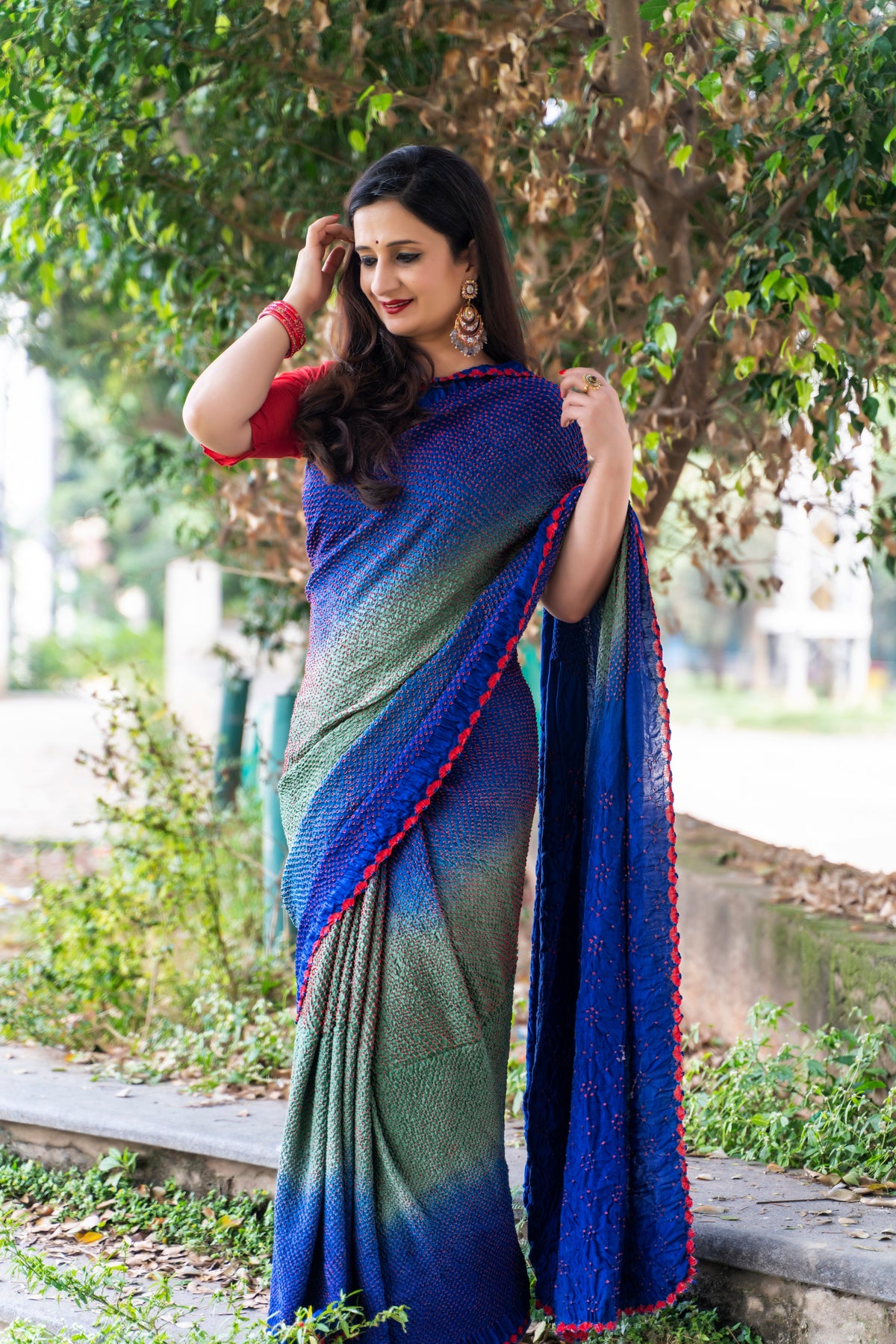 BLUE-GREEN ETERNAL DOTS BANDHANI SILK SAREE