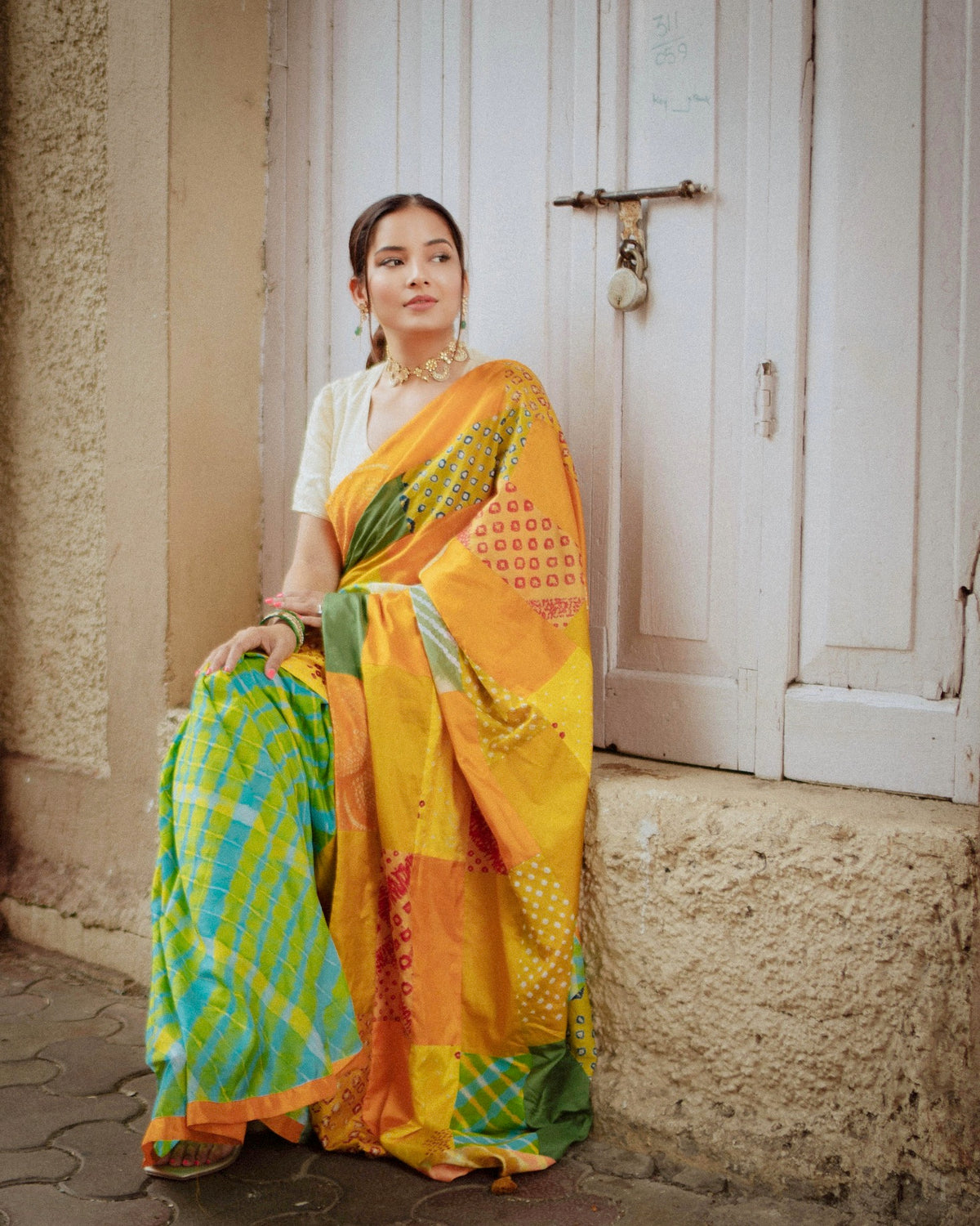 YELLOW-GREEN BAARADOZI SILK PATCHWORK REVERSIBLE SAREE
