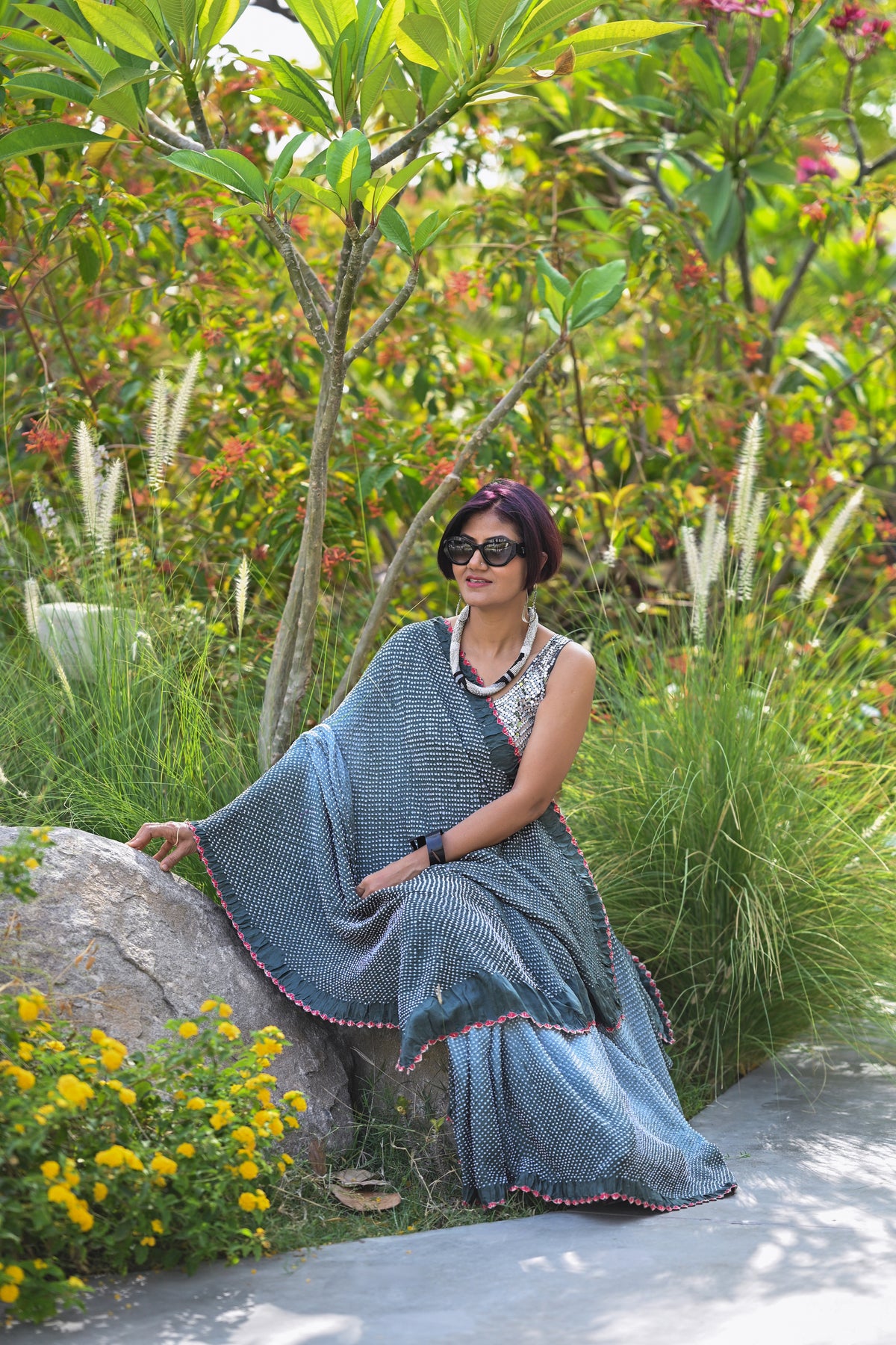 GREY ETERNAL DOTS BANDHANI SILK SAREE