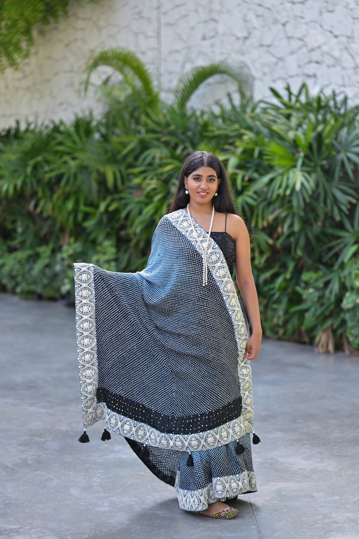 GREY-BLACK ETERNAL DOTS BANDHANI SILK SAREE WITH MIRROR WORK AND LACE BORDER