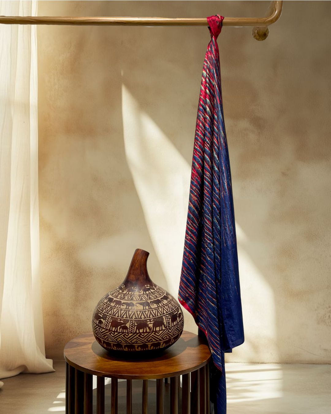INDIGO BLUE-RED SHIBORI SILK FABRIC
