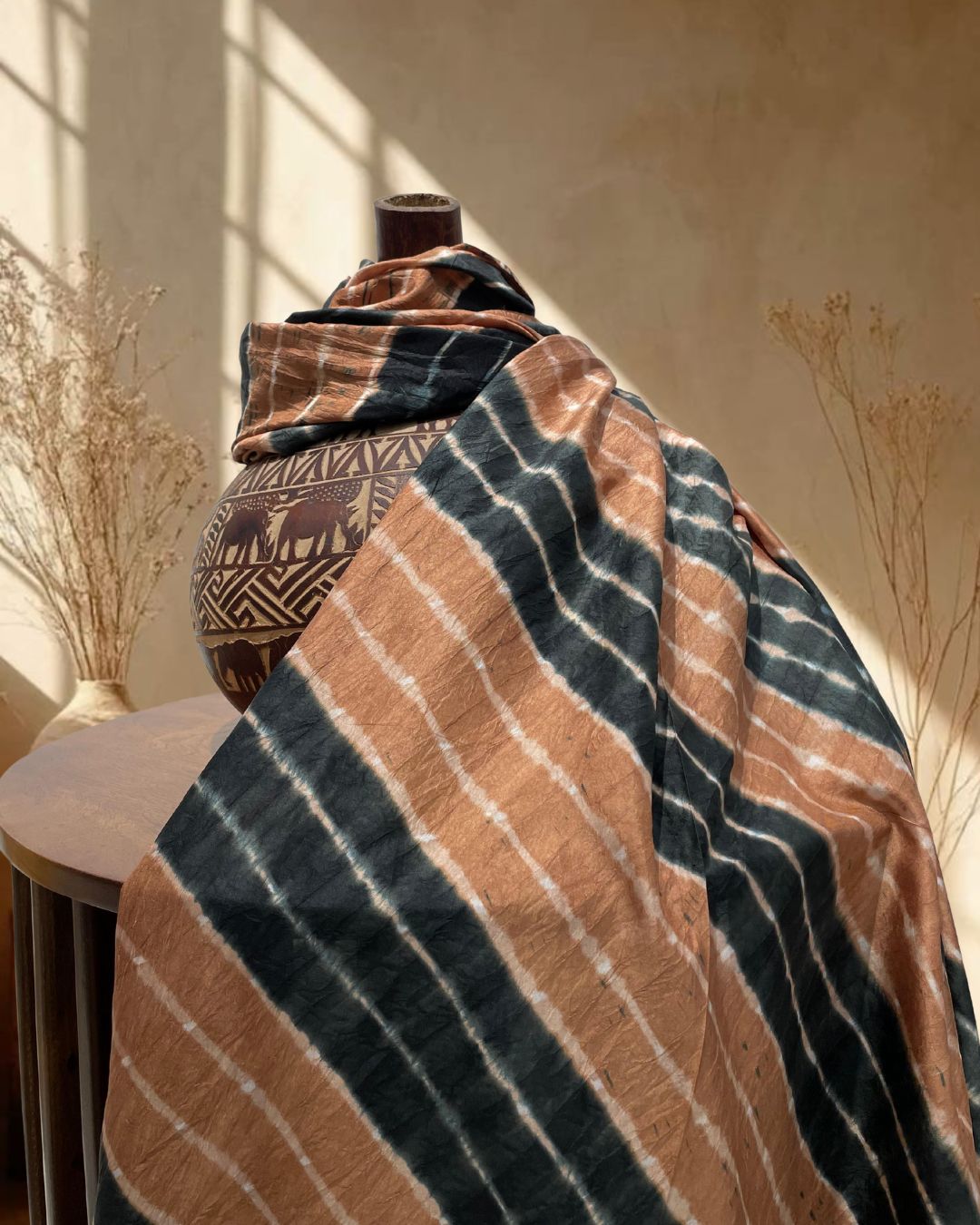 BLACK-BROWN LEHERIYA SILK FABRIC