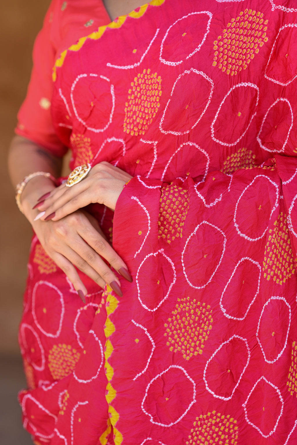PINK CIRCLE OF THE LIFE SILK BANDHANI SAREE