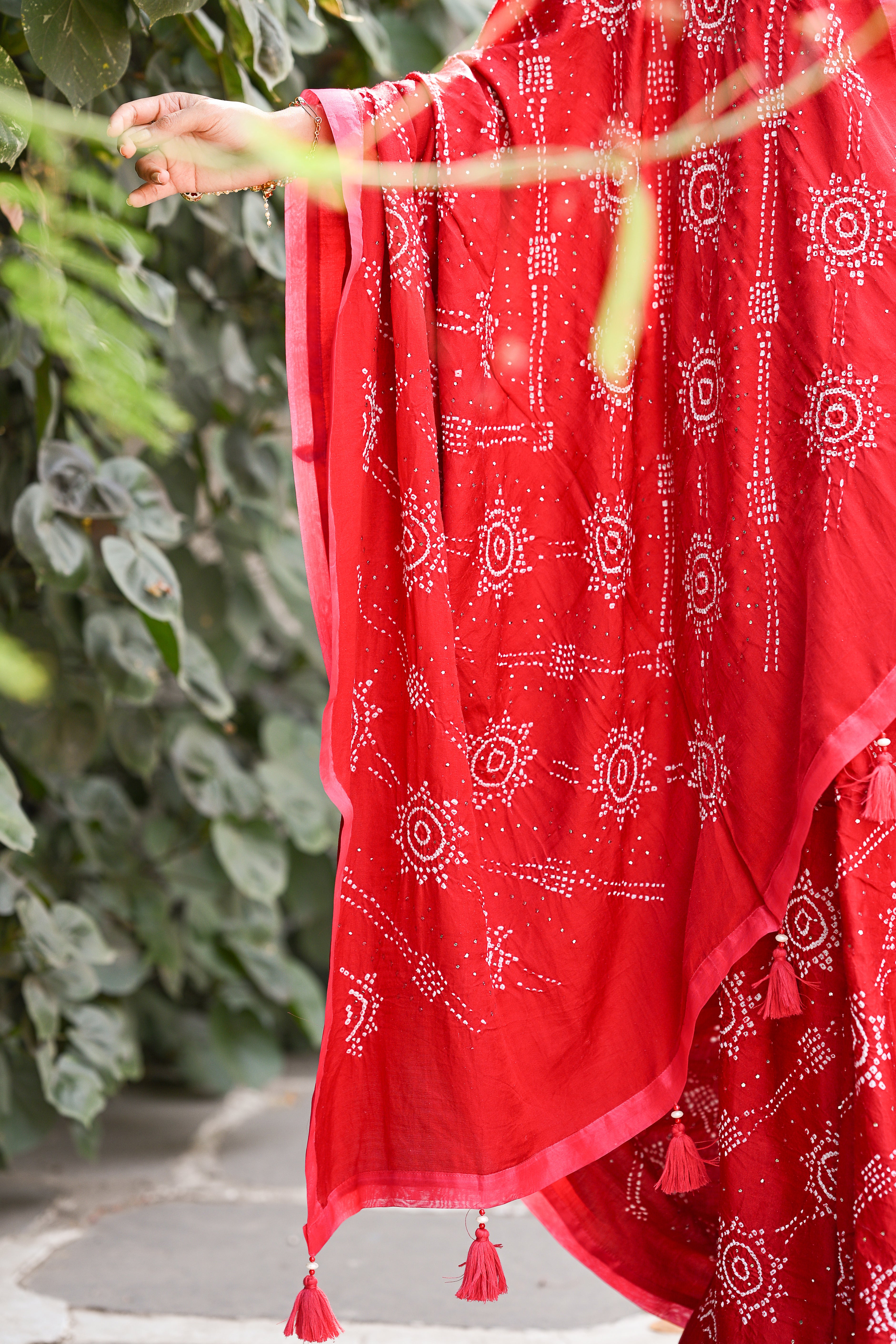 RED CLASSIC TRADITIONAL EMBROIDERED SILK BANDHANI SAREE WITH TASSELS