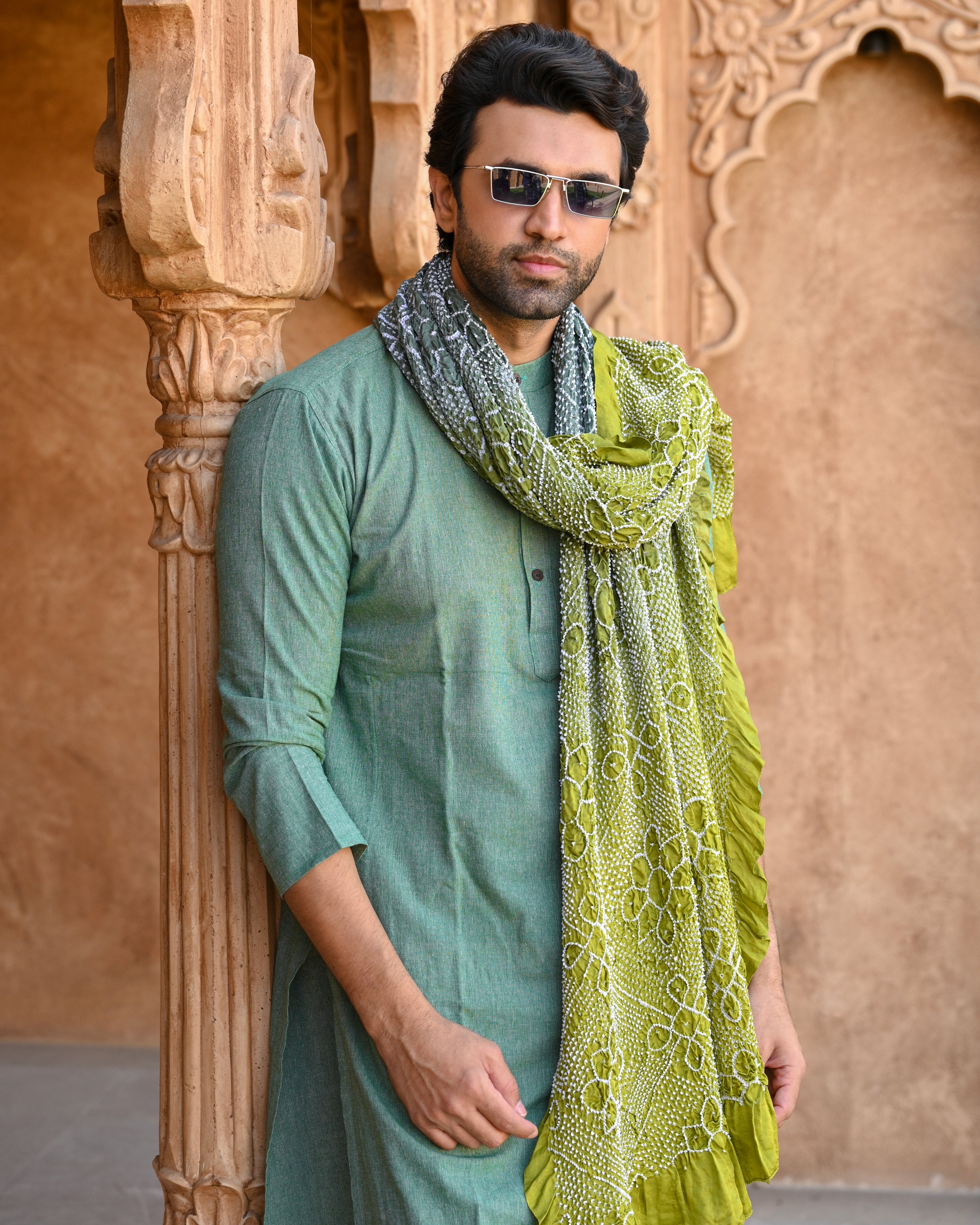 GREY-GREEN POPPY FLOWER BANDHANI SILK DUPATTA