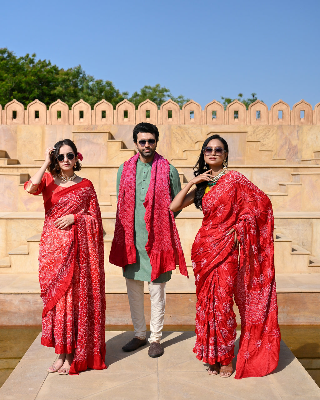 PINK BROKEN LINES BANDHANI SILK DUPATTA