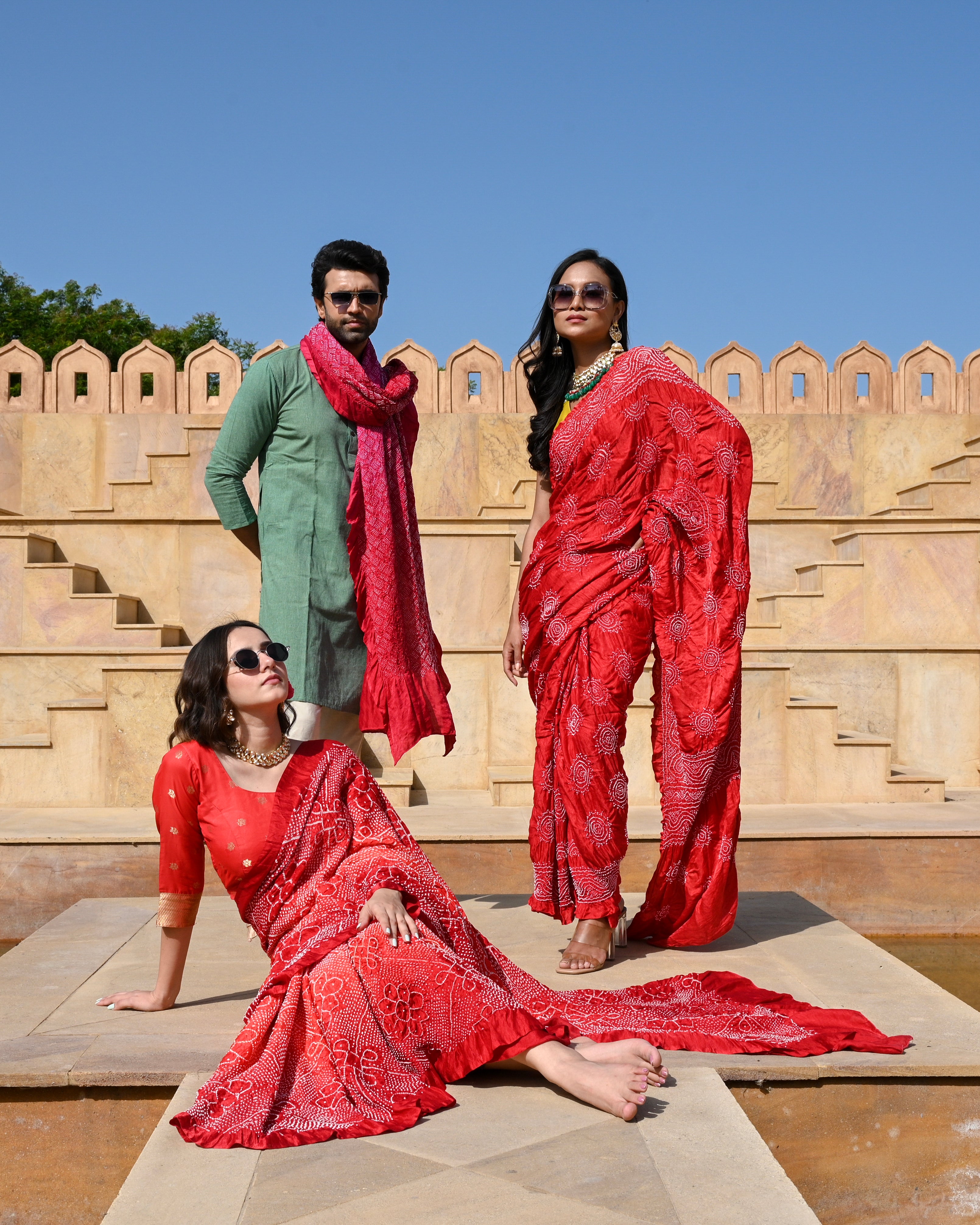 PINK BROKEN LINES BANDHANI SILK DUPATTA