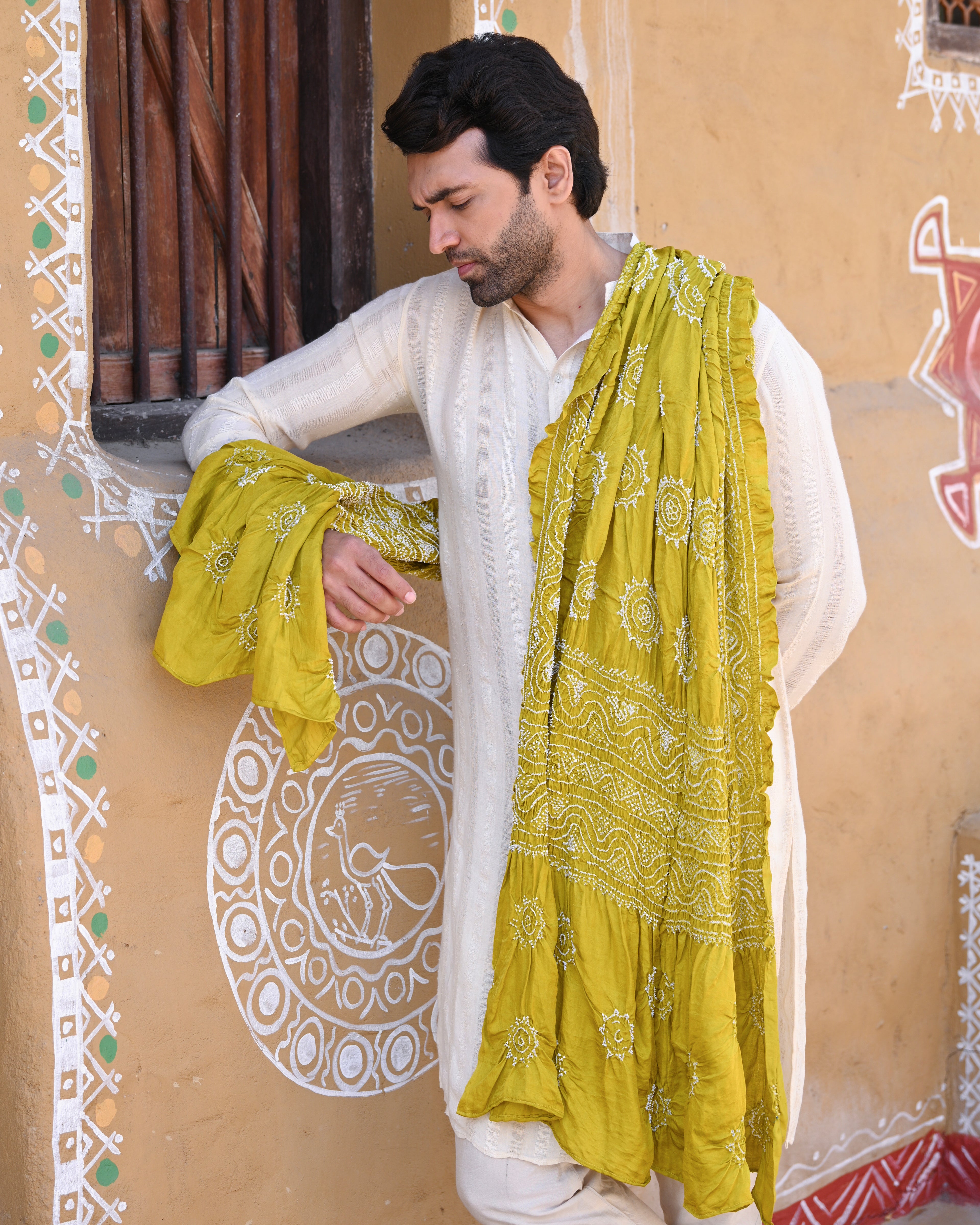 MUSTARD YELLOW CLASSIC TRADITIONAL LADDU BANDHANI SILK DUPATTA