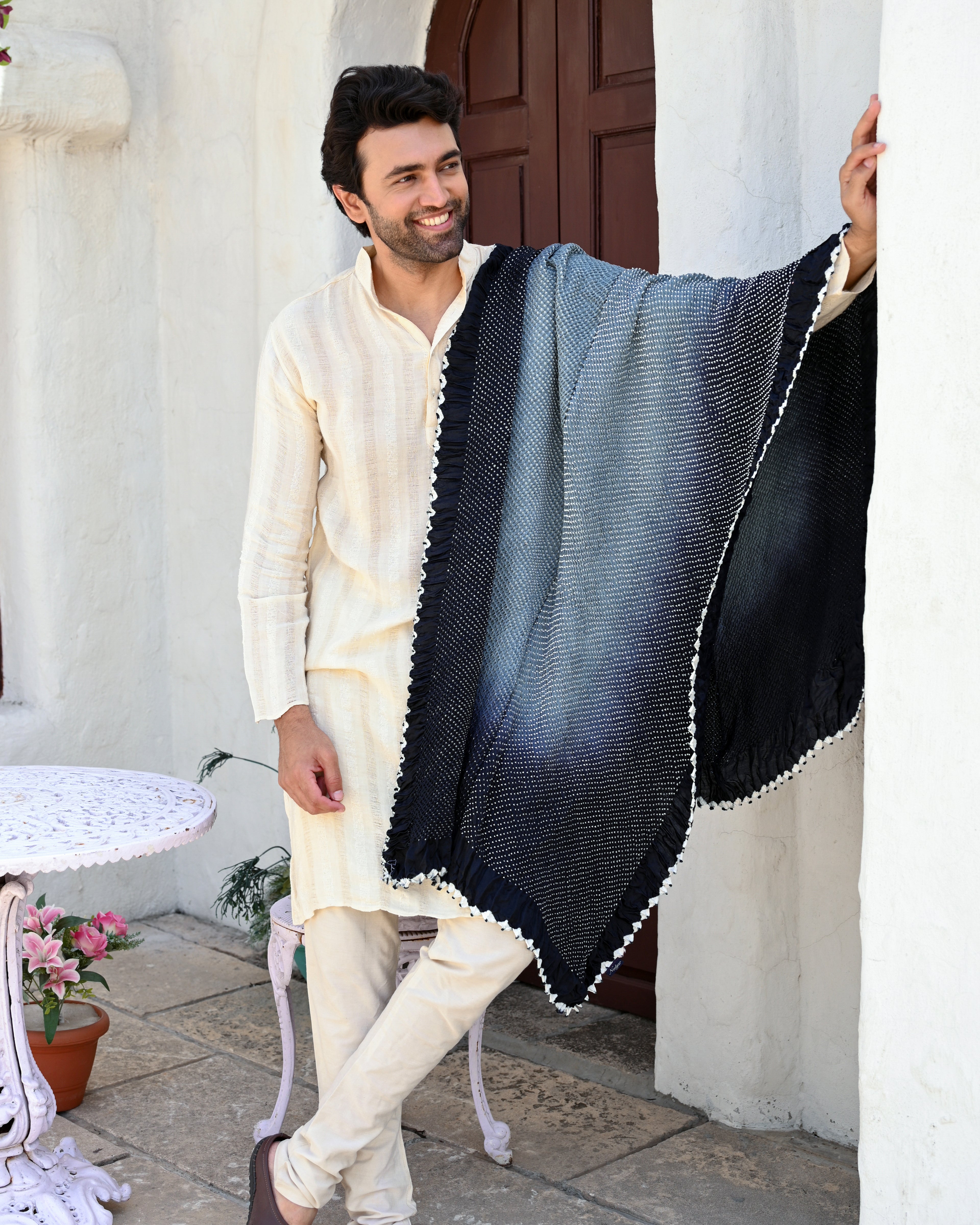 BLACK-GREY ETERNAL DOTS BANDHANI SILK DUPATTA