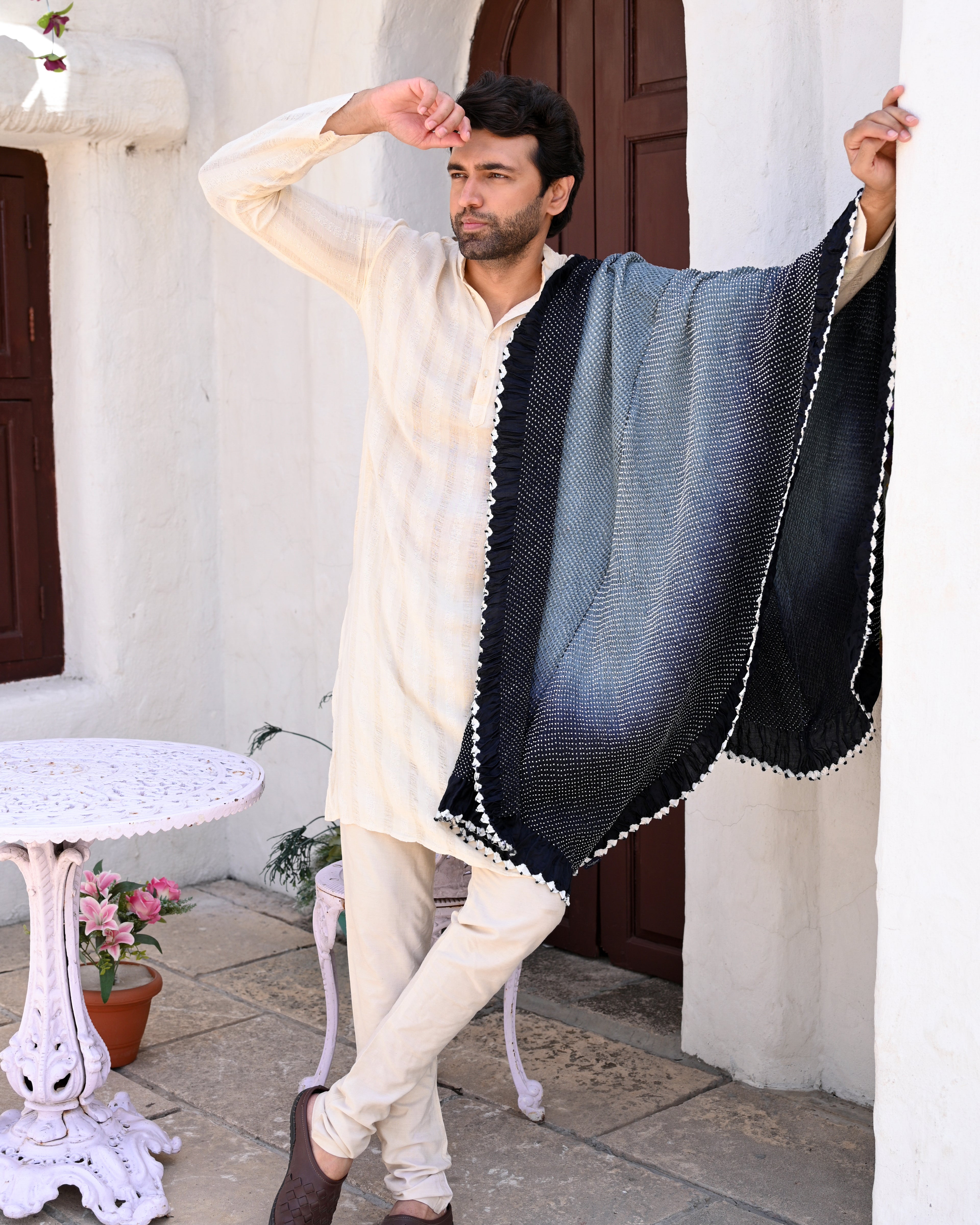 BLACK-GREY ETERNAL DOTS BANDHANI SILK DUPATTA