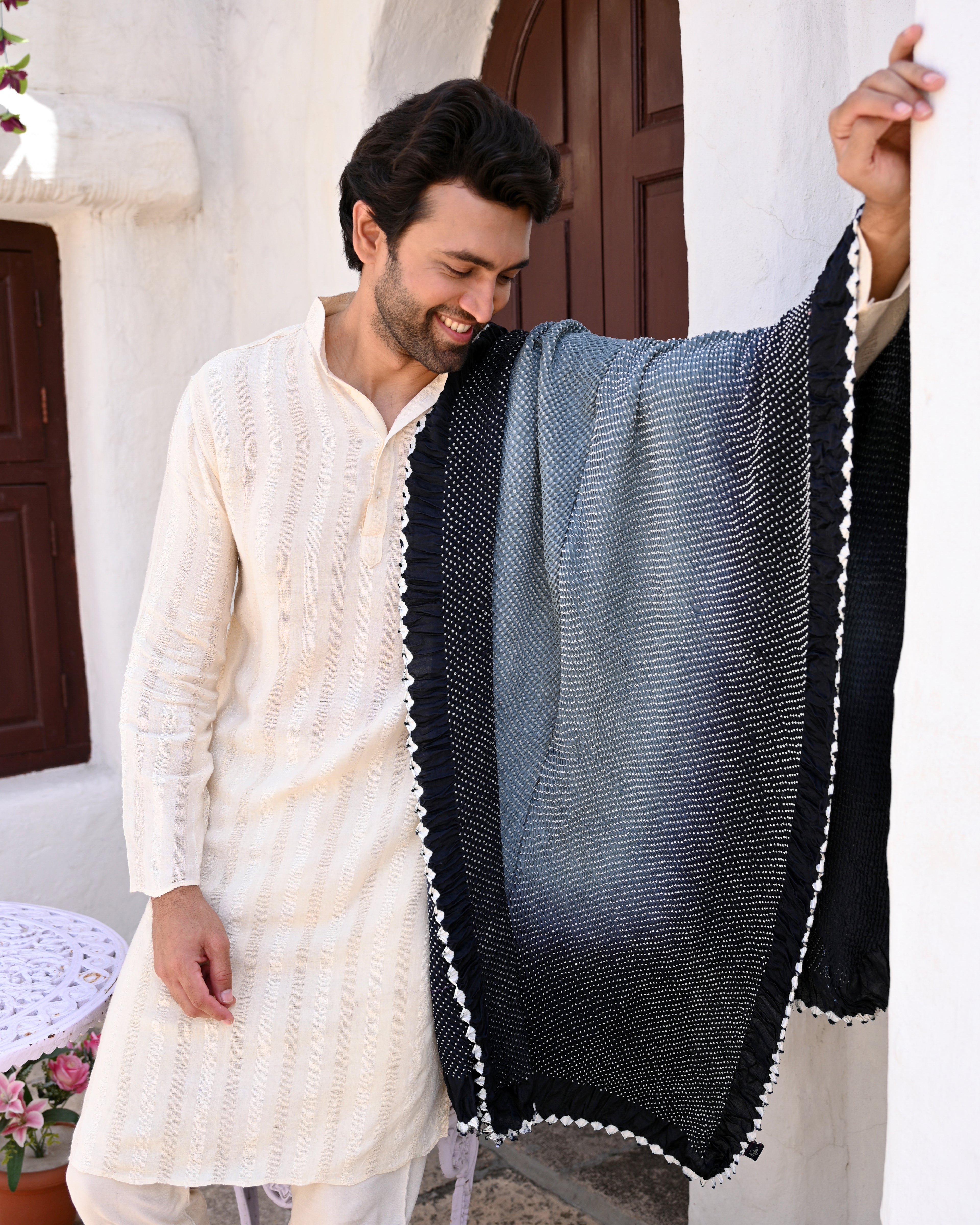BLACK-GREY ETERNAL DOTS BANDHANI SILK DUPATTA