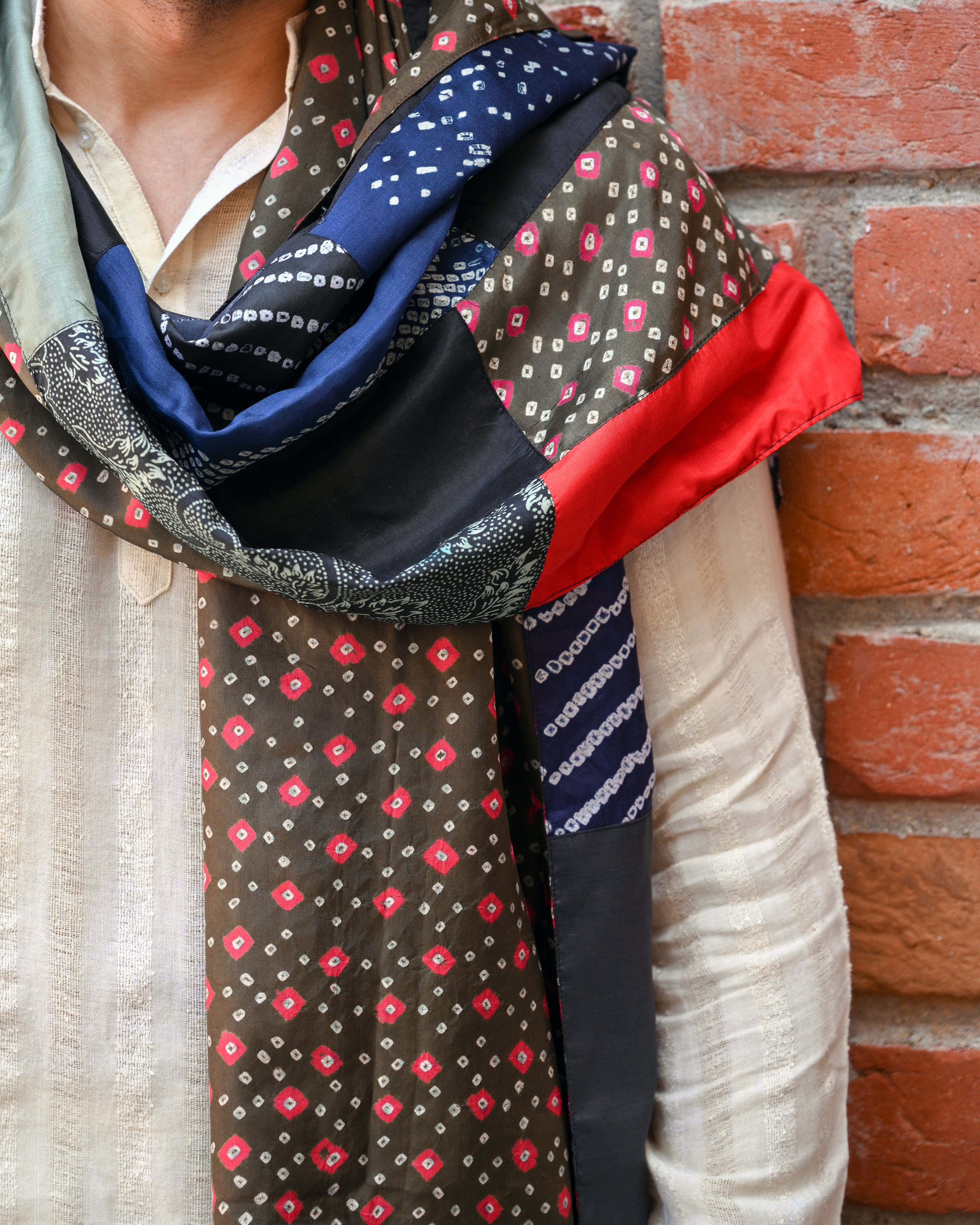 BLACK RED BAARADOZI PATCHWORK REVERSIBLE SILK STOLE