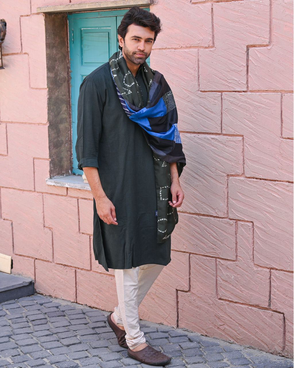 BLUE-BLACK BAARADOZI PATCHWORK REVERSIBLE SILK STOLE