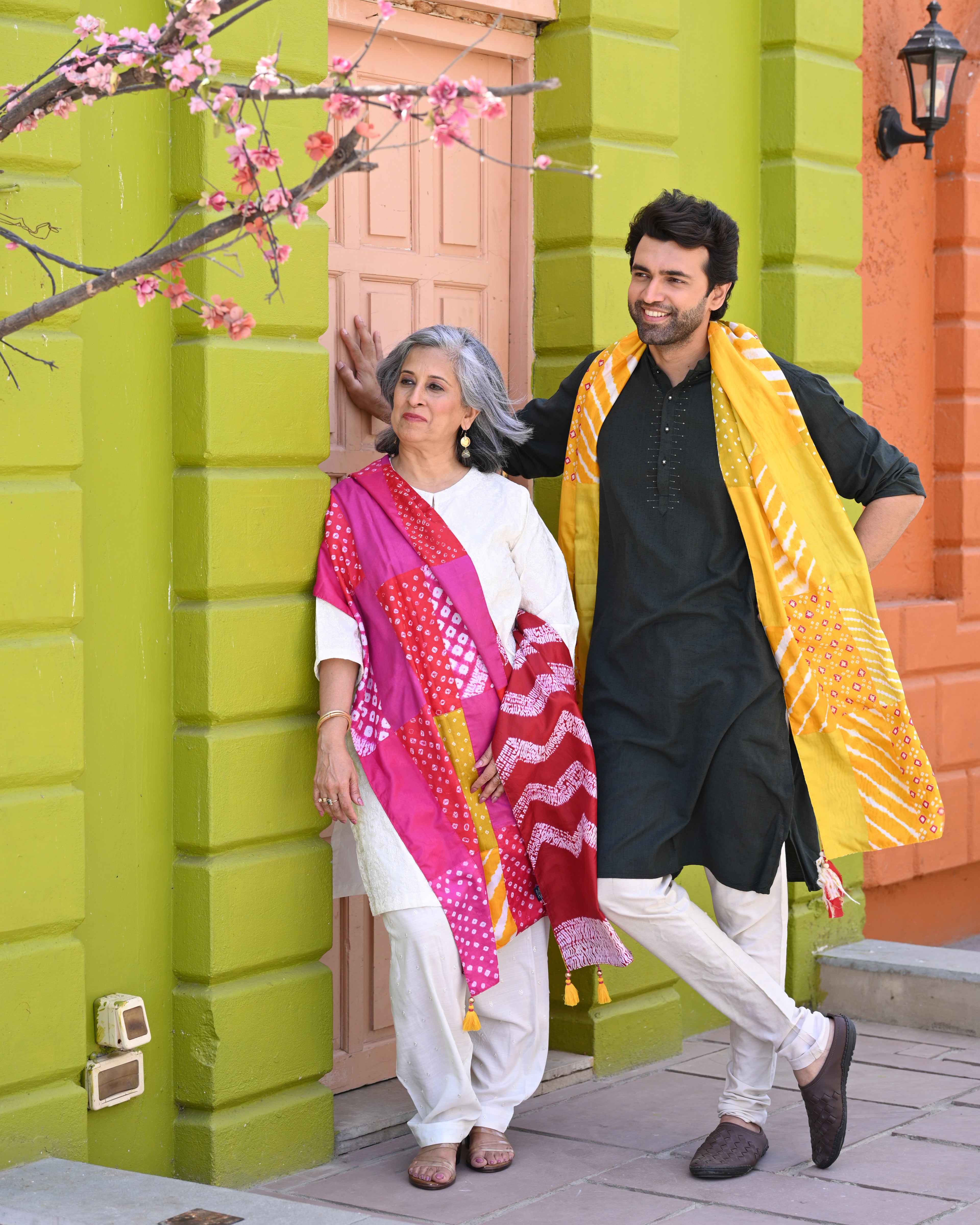 YELLOW BAARADOZI PATCHWORK REVERSIBLE SILK STOLE