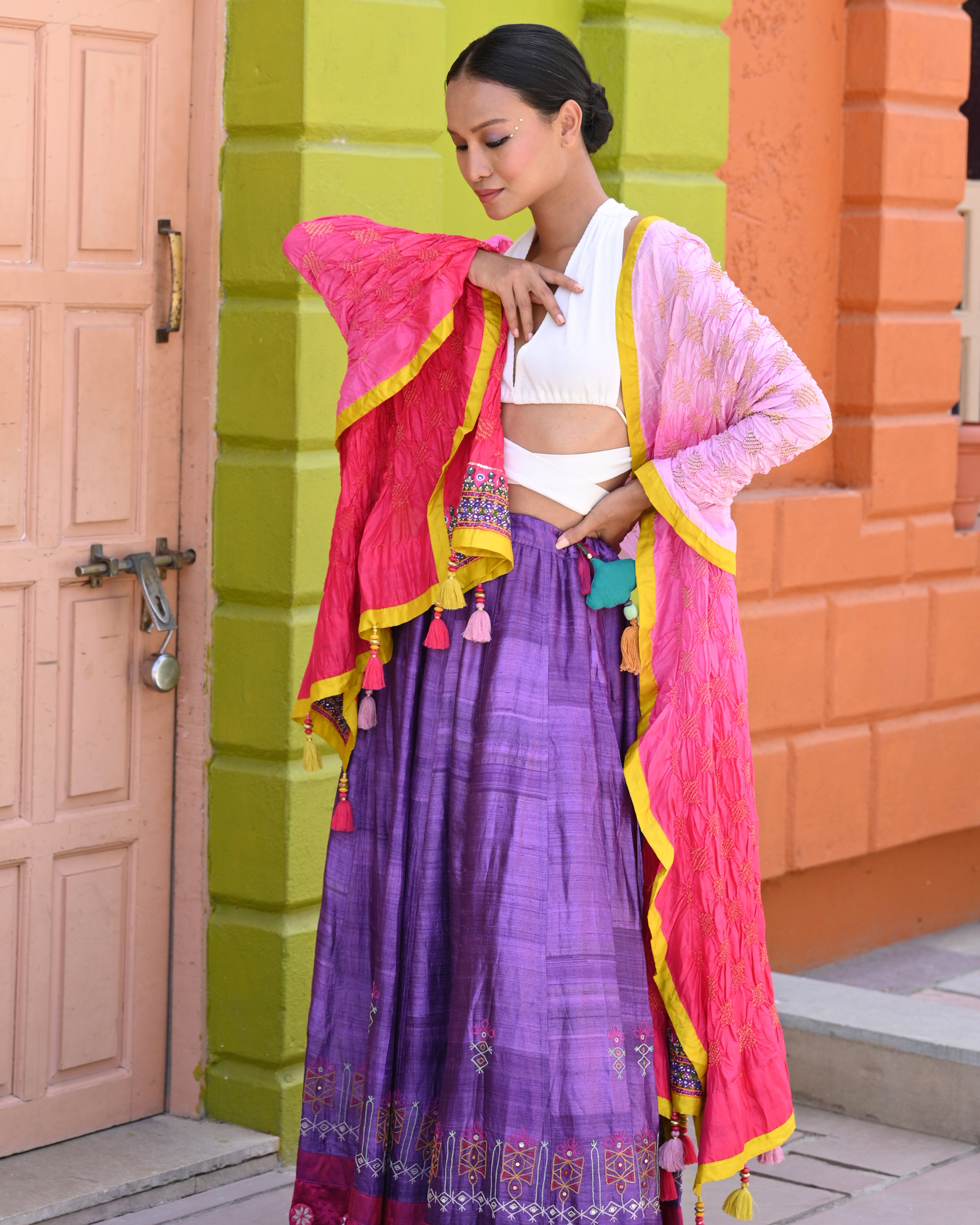 PINK SQUARE GEOMETRIC BANDHANI SILK DUPATTA WITH EMBROIDERED BORDER AND TASSELS