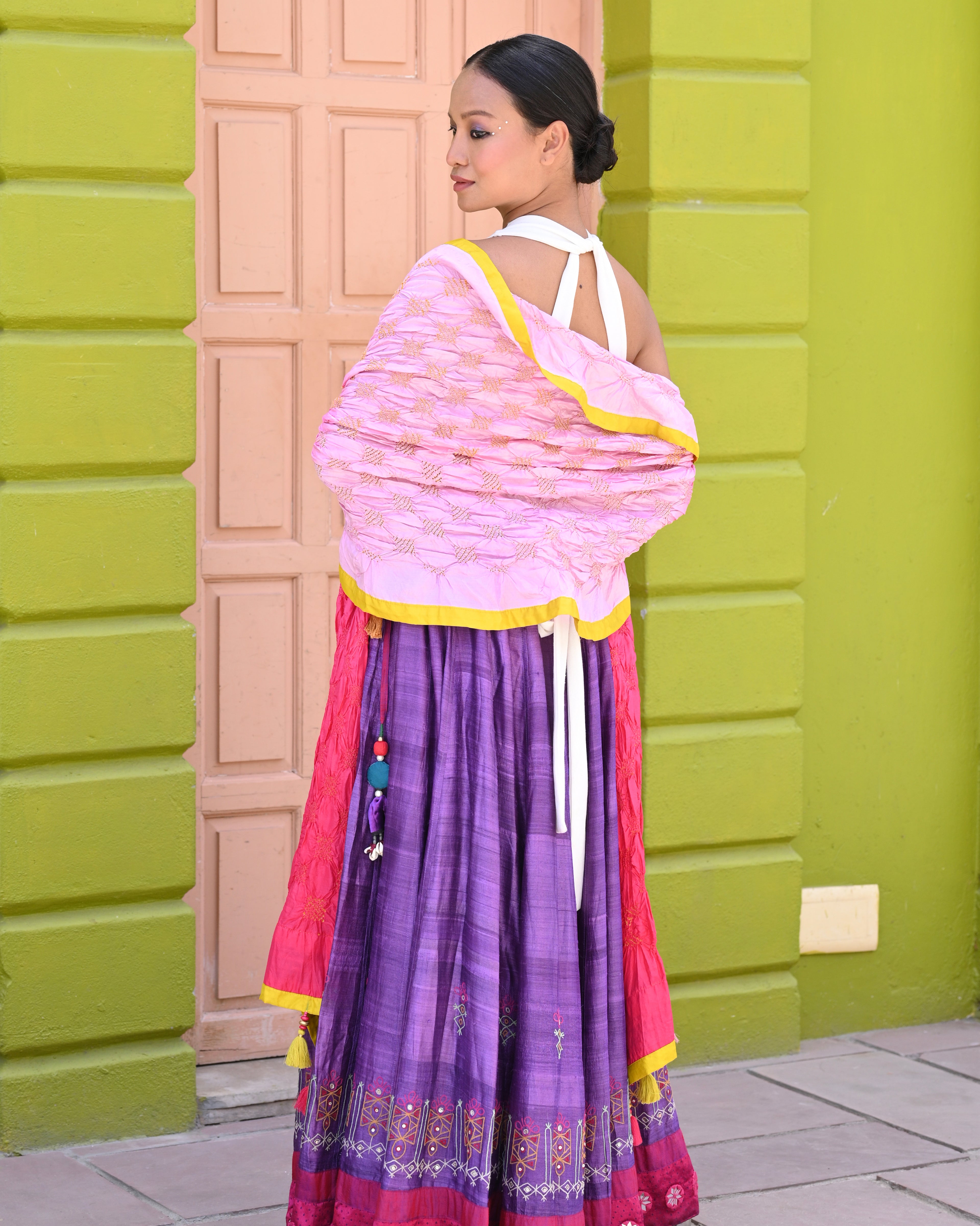 PINK SQUARE GEOMETRIC BANDHANI SILK DUPATTA WITH EMBROIDERED BORDER AND TASSELS