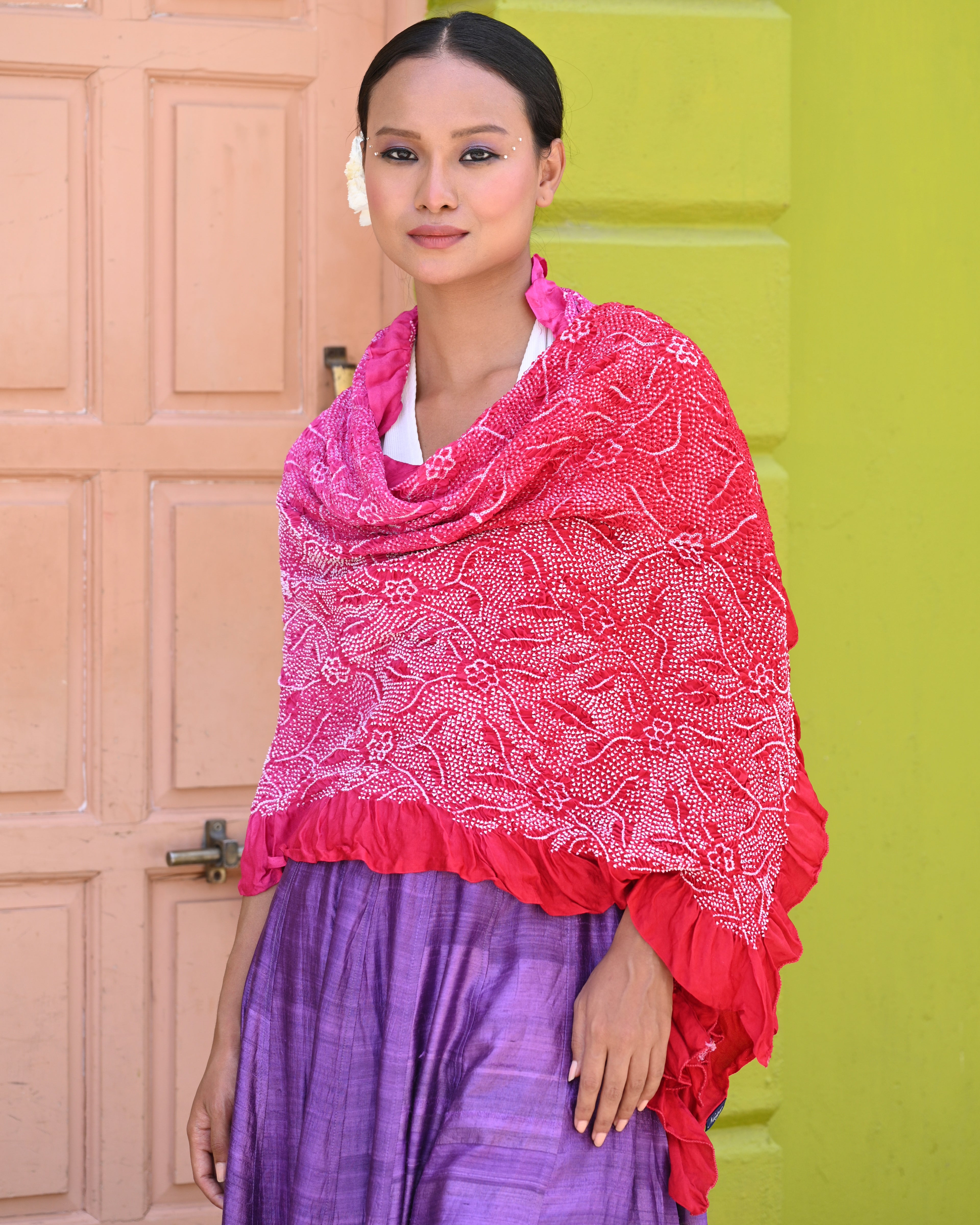 PINK-RED FLOWER BANDHANI SILK DUPATTA