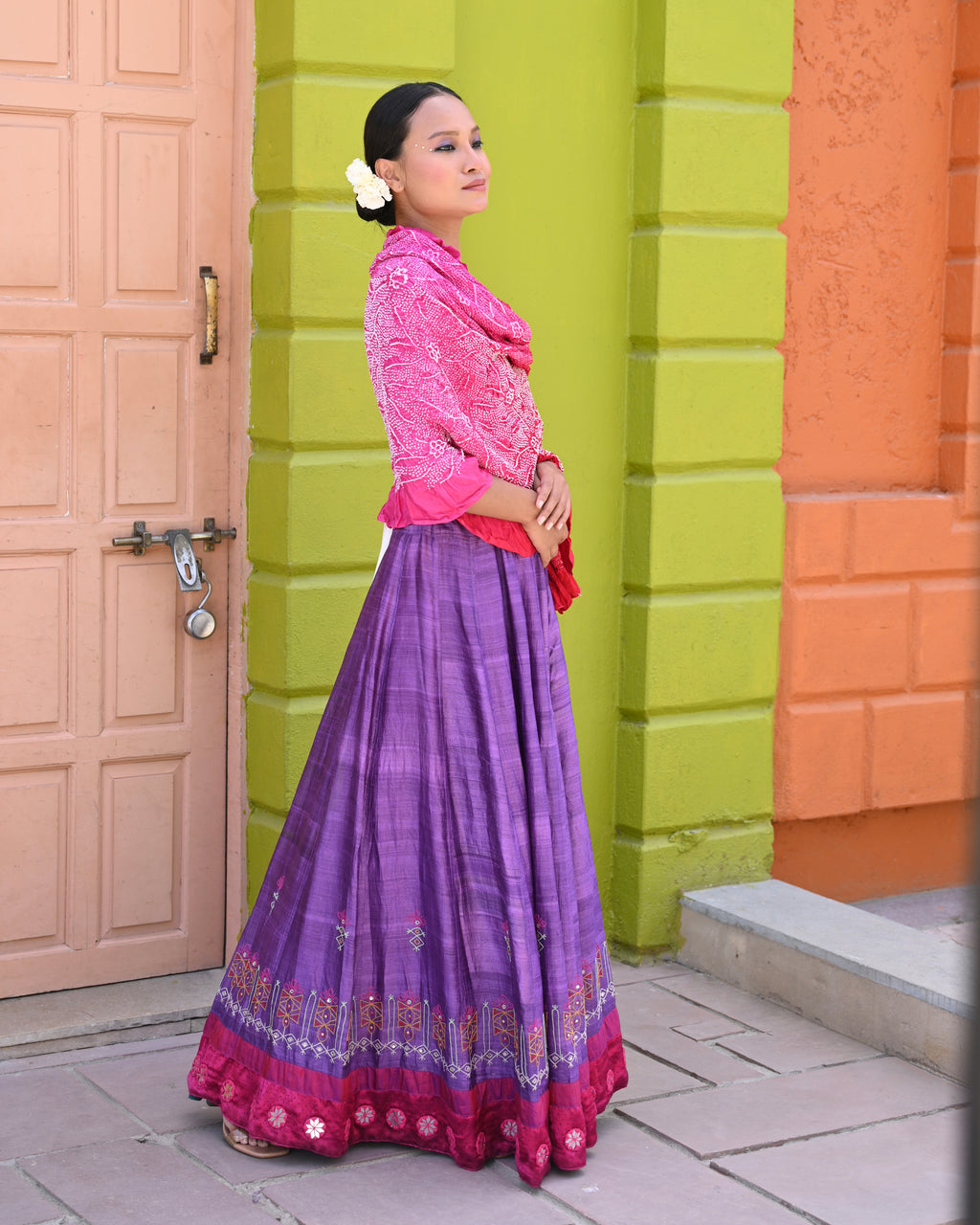 PINK-RED FLOWER BANDHANI SILK DUPATTA