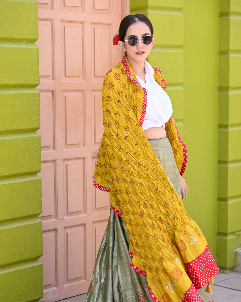 YELLOW SQUARE GEOMETRIC BANDHANI SILK DUPATTA WITH SILK BORDER AND TASSELS