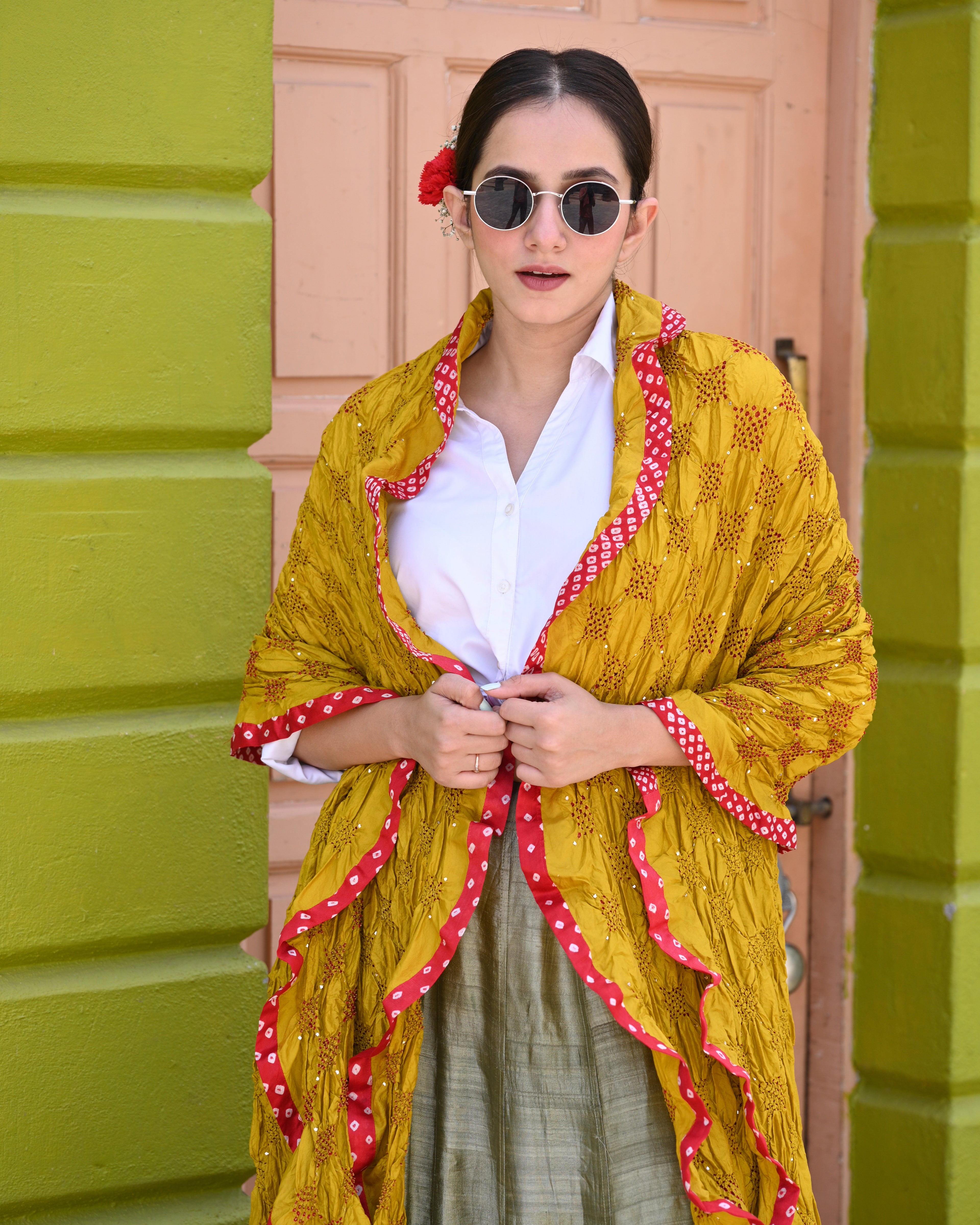 YELLOW SQUARE GEOMETRIC BANDHANI SILK DUPATTA WITH SILK BORDER AND TASSELS