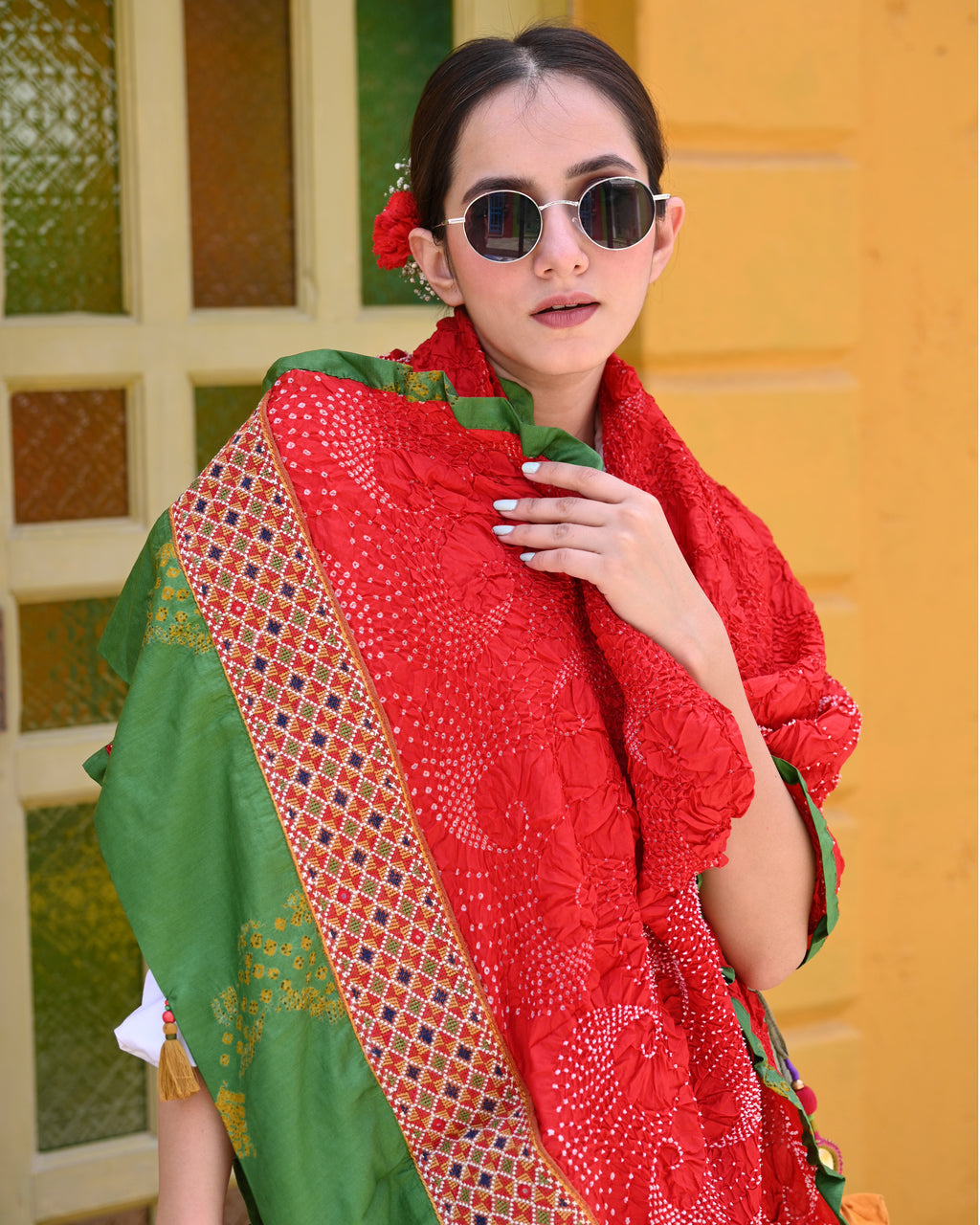 PAISLEY BANDHANI SILK DUPATTA RED