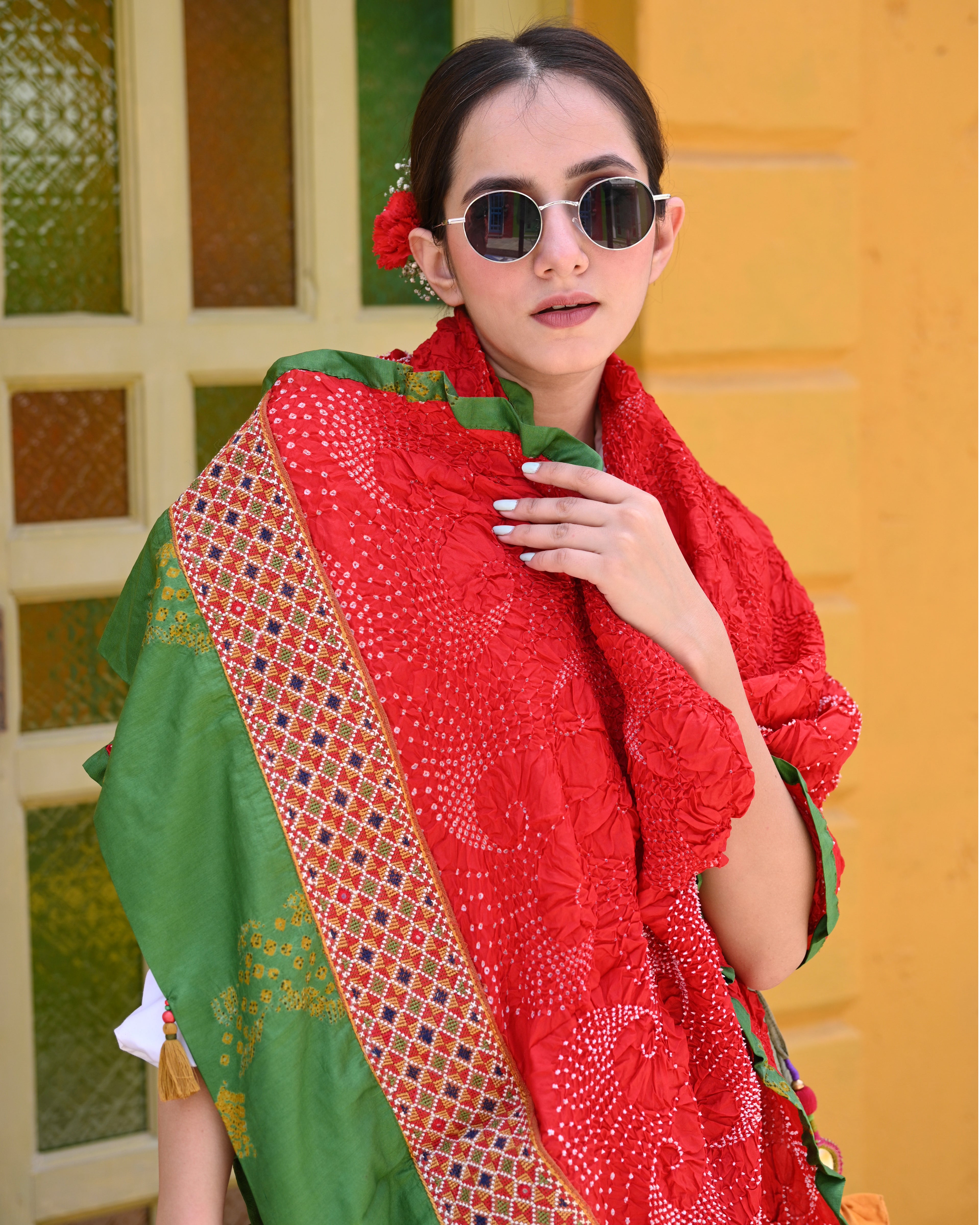 PAISLEY BANDHANI SILK DUPATTA RED