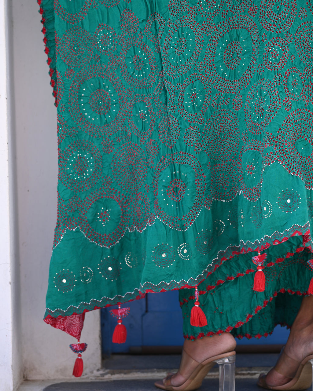 TEAL GREEN CIRCLES OF THE LIFE BANDHANI SAREE WITH MUKAISH WORK AND TASSELS
