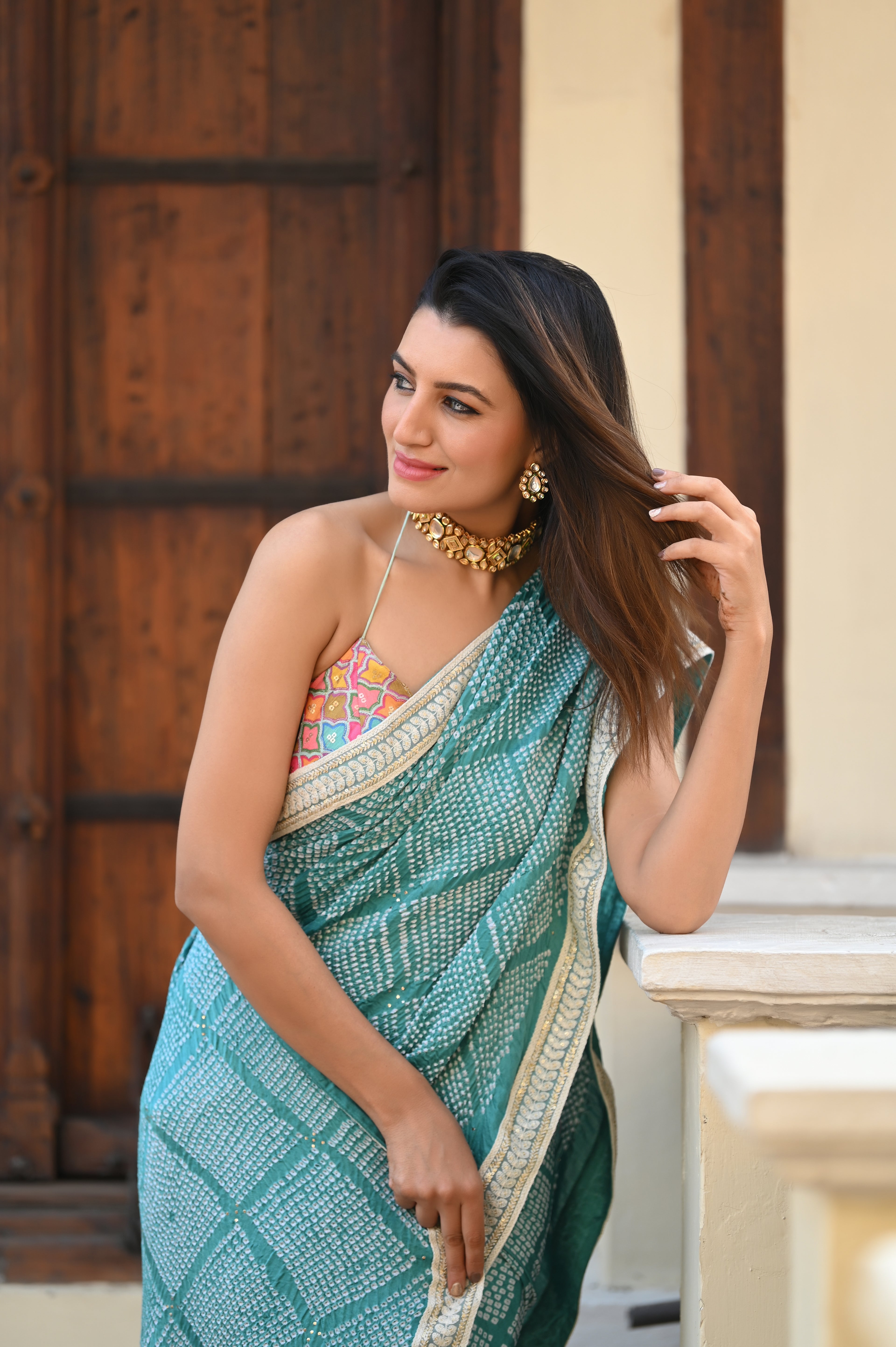 LIGHT BLUE DIAMOND GEOMETRIC BANDHANI SILK SAREE WITH LACE BORDER AND TASSELS
