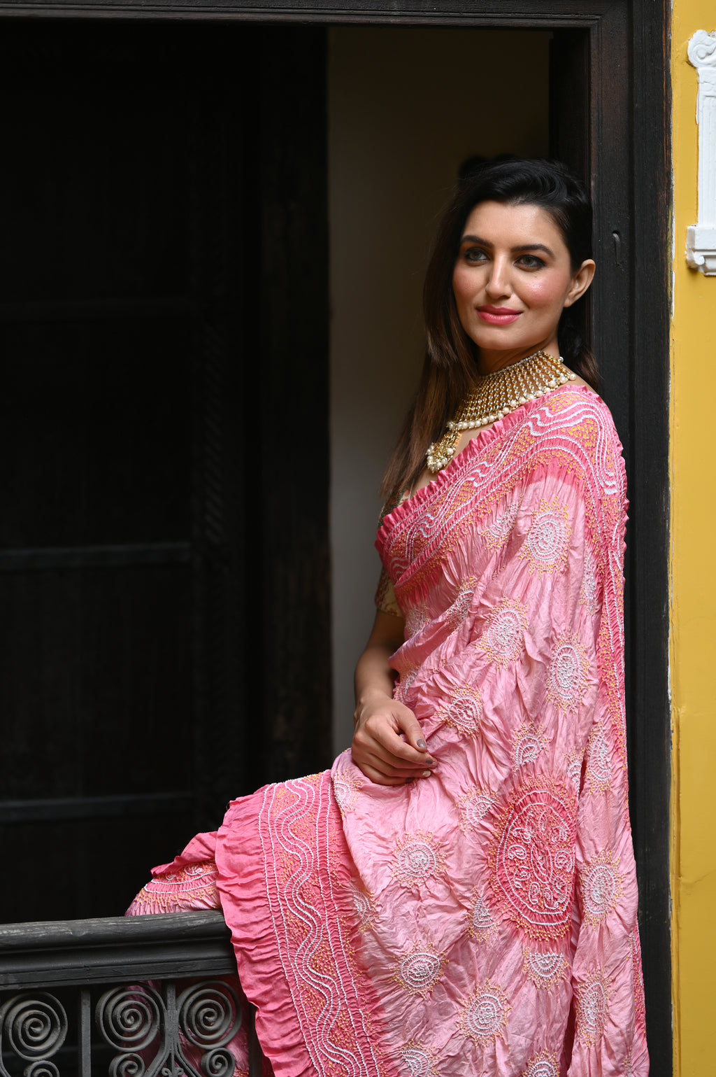 LIGHT PINK CLASSIC TRADITIONAL LADDU BANDHANI SAREE