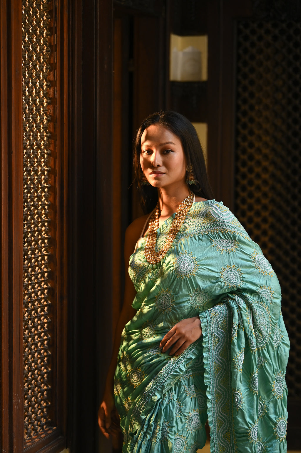 LIGHT GREEN CLASSIC TRADITIONAL LADDU BANDHANI SILK SAREE