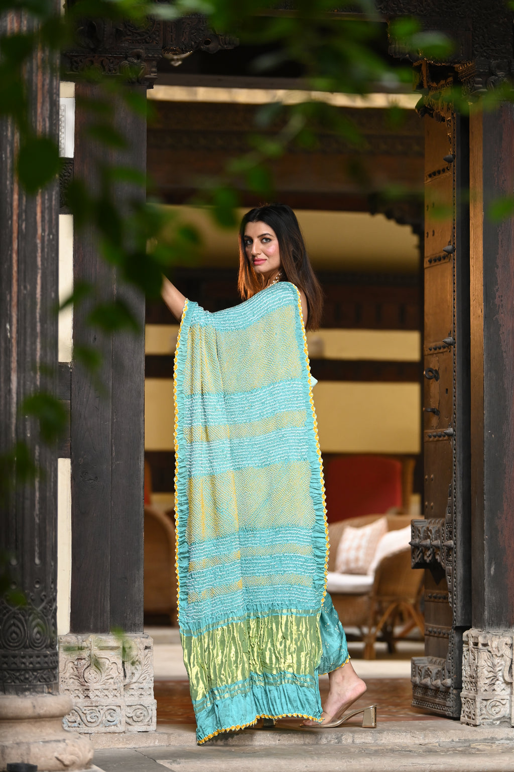 LIGHT BLUE LINES AND DOTS BANDHANI SILK SAREE