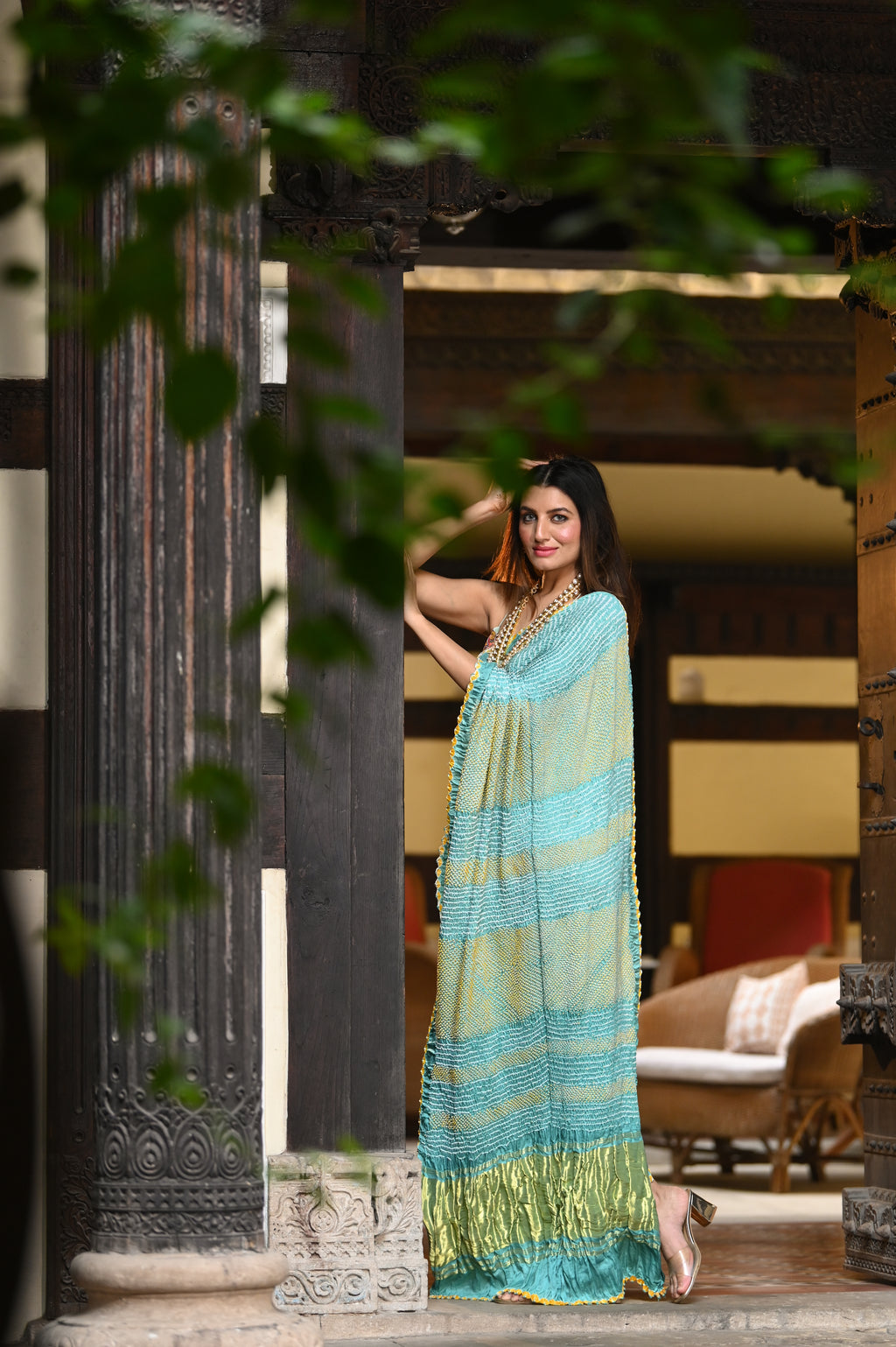 LIGHT BLUE LINES AND DOTS BANDHANI SILK SAREE