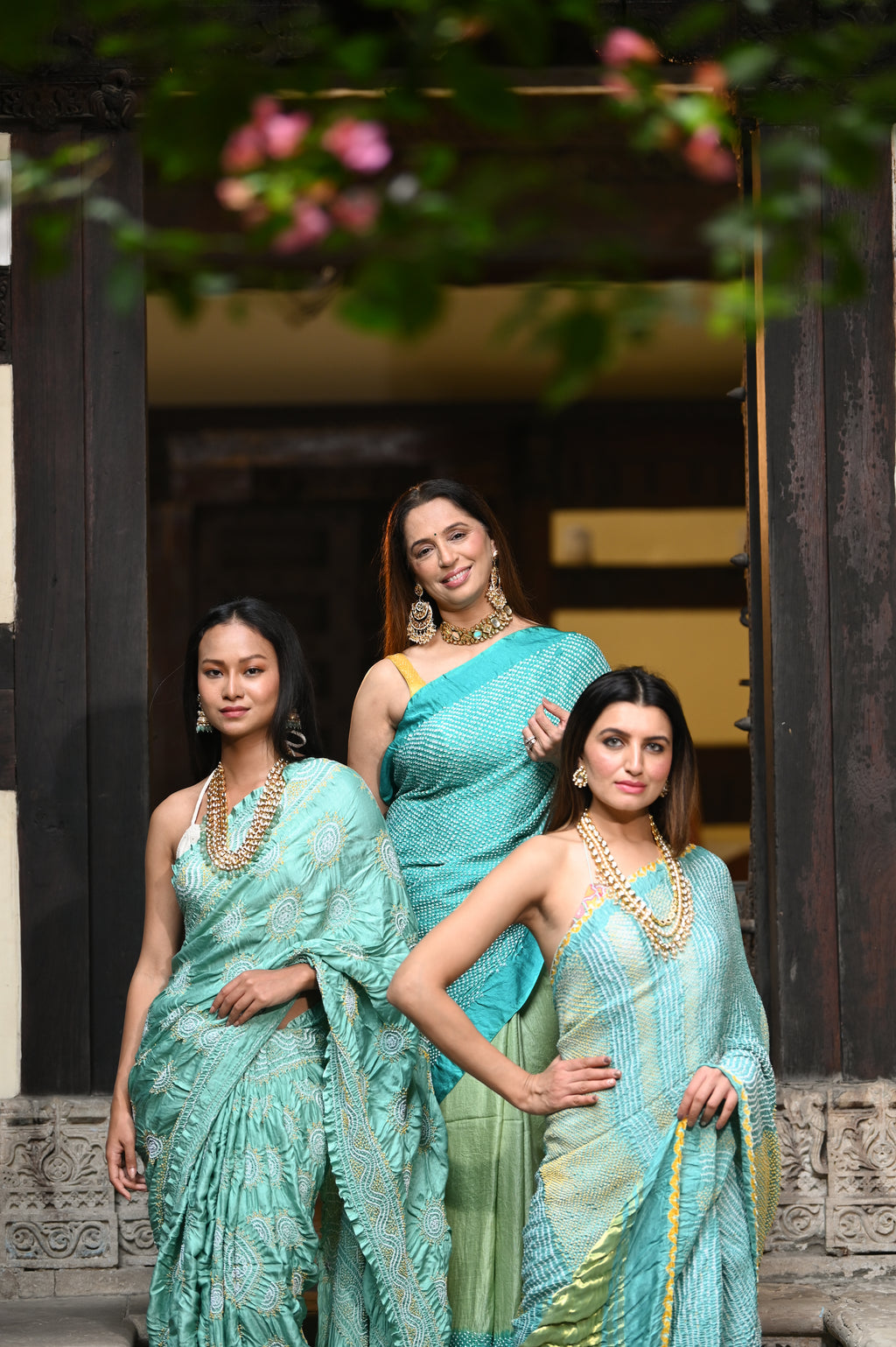LIGHT BLUE LINES AND DOTS BANDHANI SILK SAREE