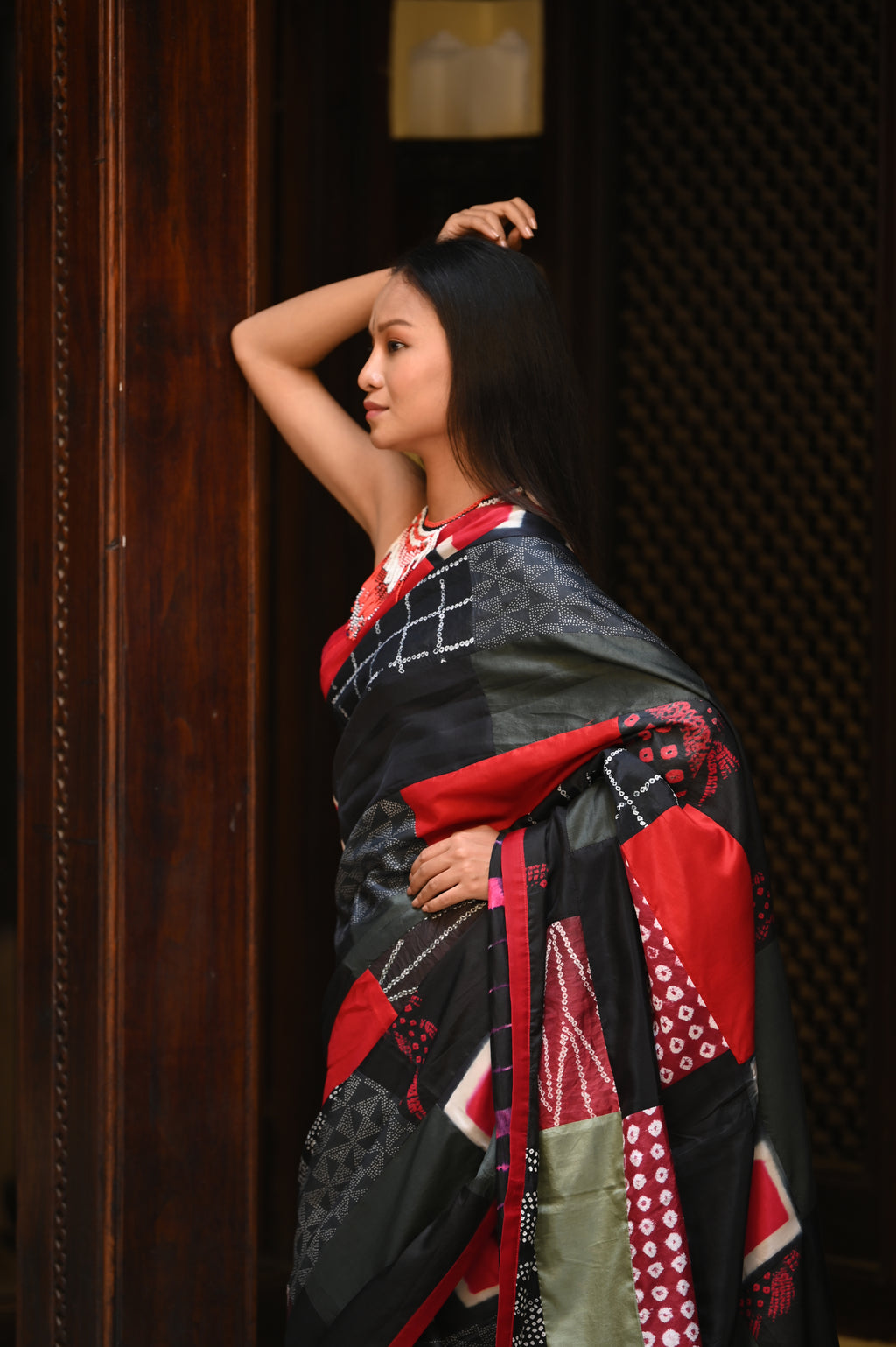 RED-BLACK BAARADOZI PATCHWORK REVERSIBLE SILK SAREE