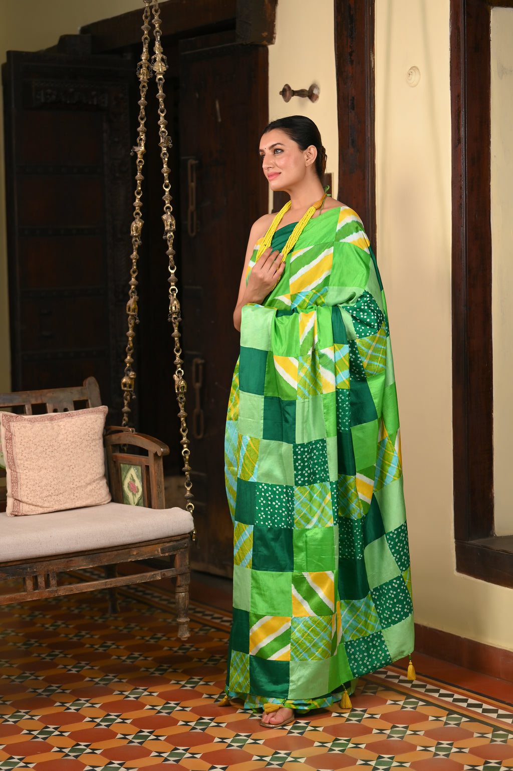 GREEN BAARADOZI PATCHWORK REVERSIBLE SILK SAREE