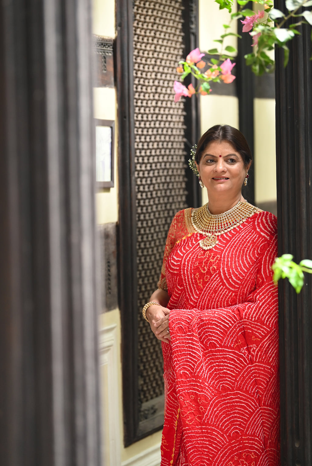 RED SCALLOP BANDHANI SILK SAREE