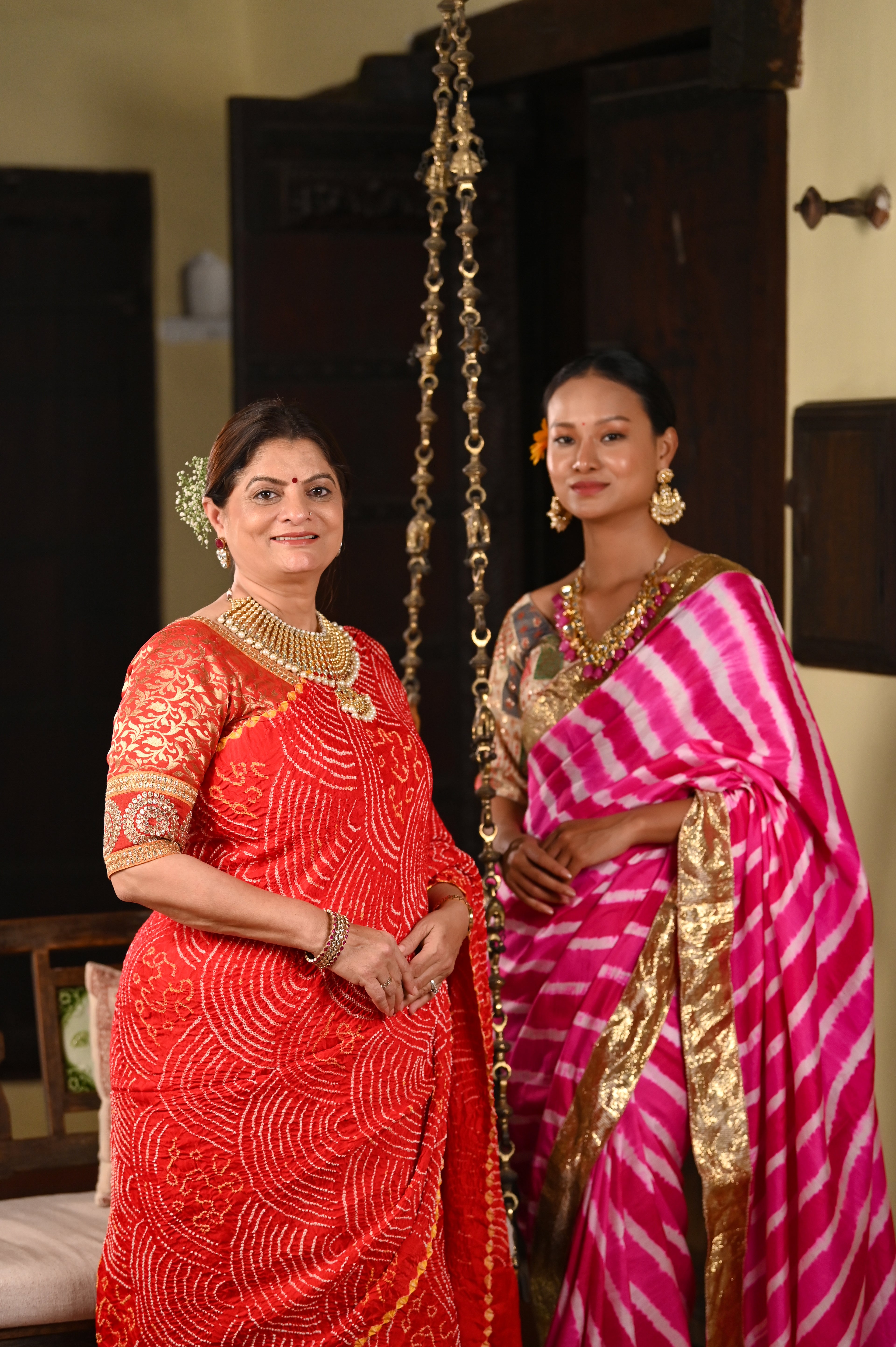RED SCALLOP BANDHANI SILK SAREE