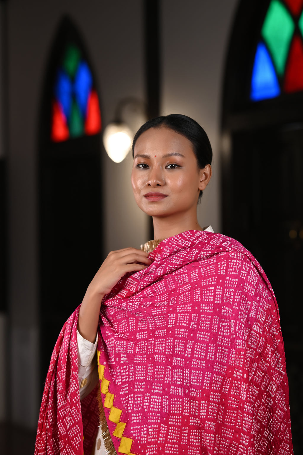 PINK-RED GEOMETRIC BANDHANI SILK DUPATTA WITH APPLIQUE BORDER AND KIRAN