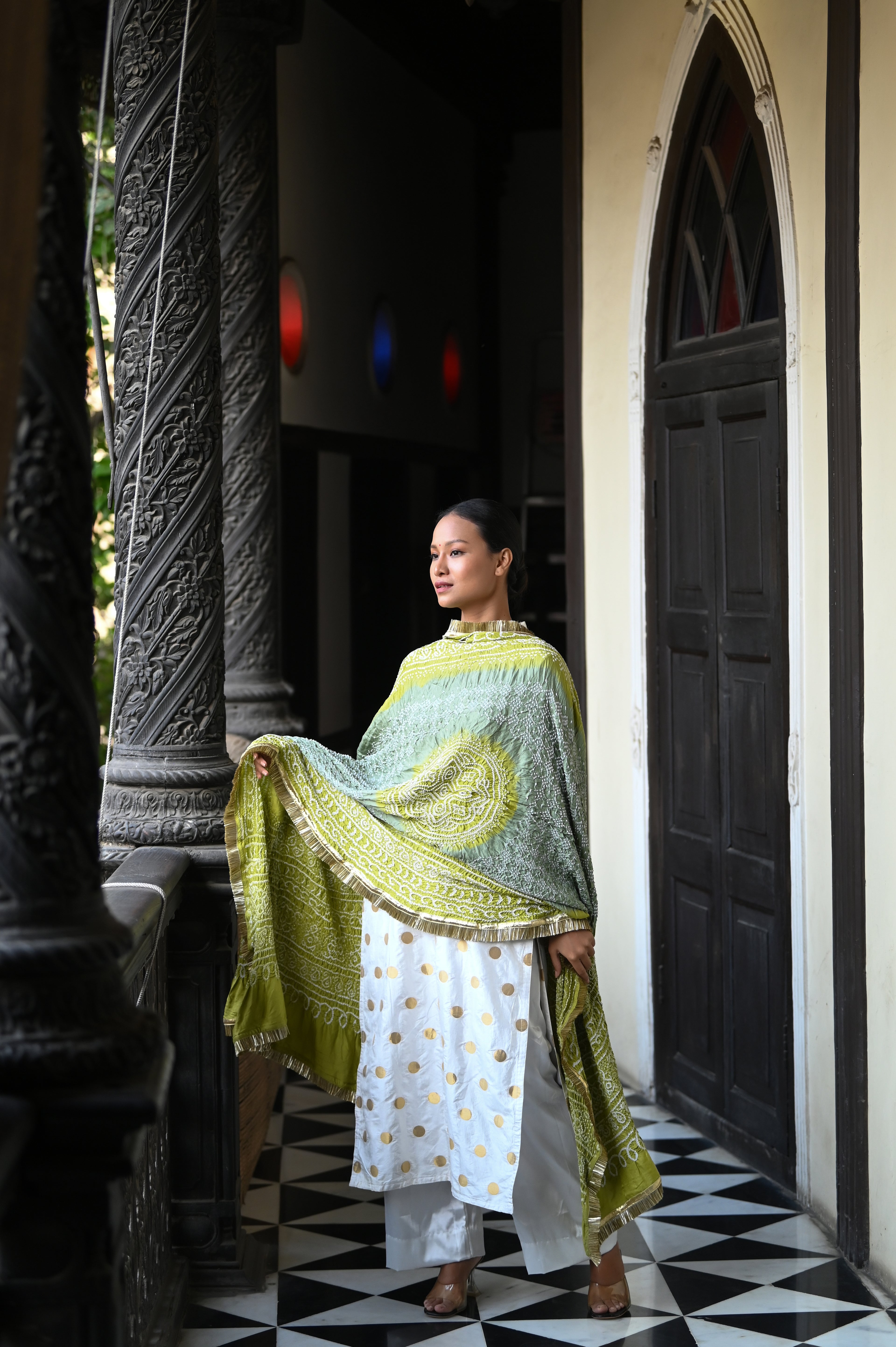 GREY-GREEN CLASSIC TRADITIONAL BANDHANI SILK DUPATTA WITH MUKAISH WORK AND KIRAN BORDER