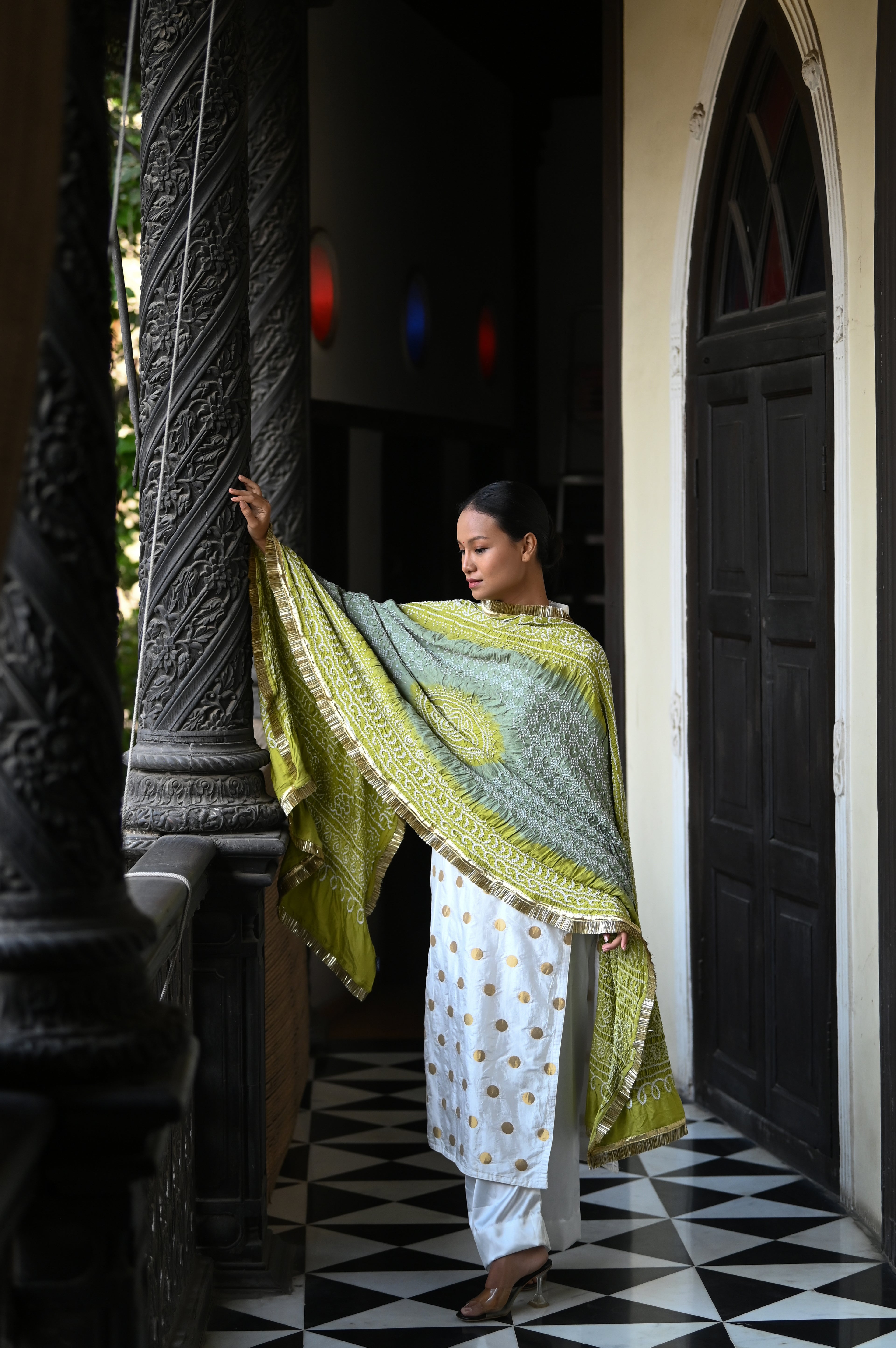 GREY-GREEN CLASSIC TRADITIONAL BANDHANI SILK DUPATTA WITH MUKAISH WORK AND KIRAN BORDER