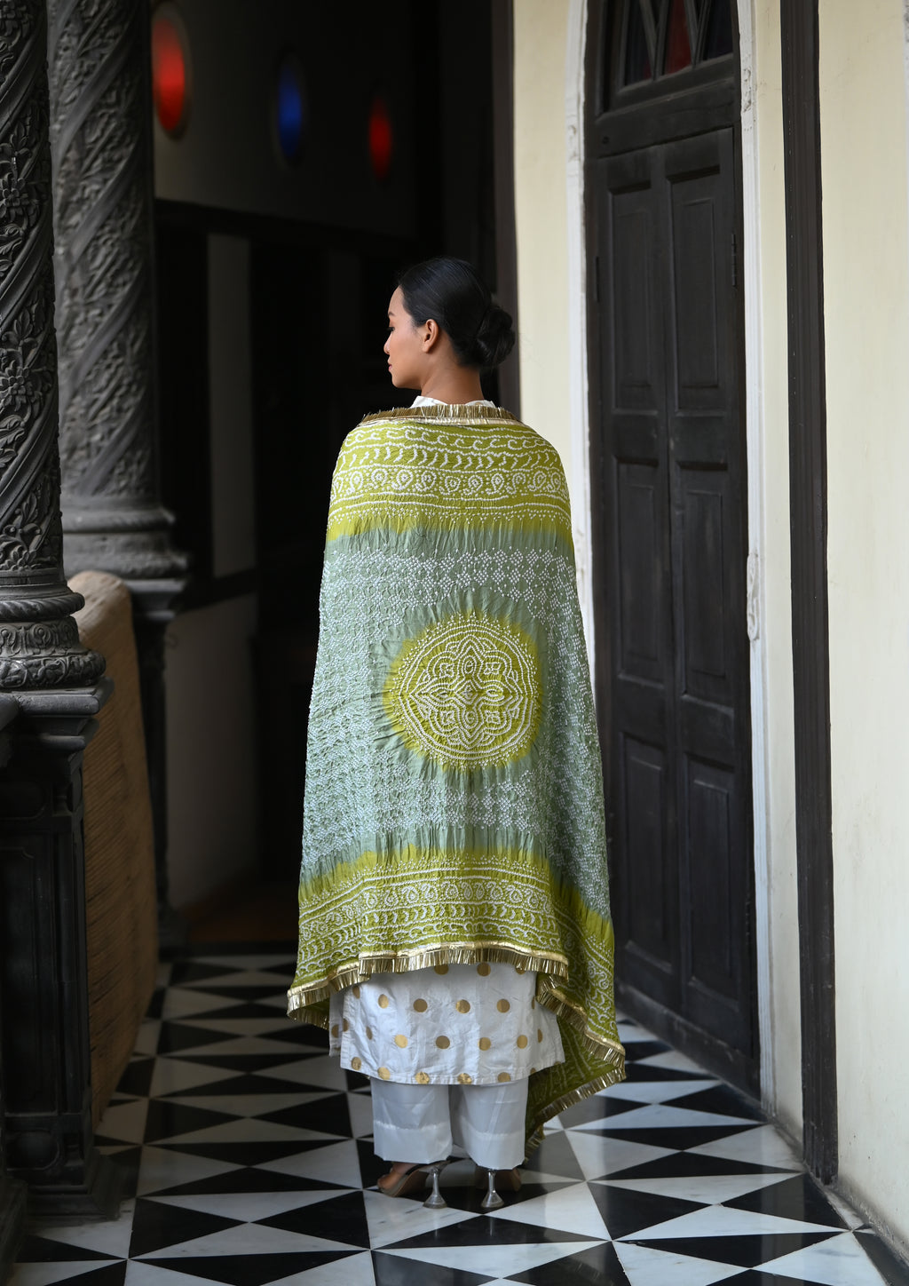 GREY-GREEN CLASSIC TRADITIONAL BANDHANI SILK DUPATTA WITH MUKAISH WORK AND KIRAN BORDER