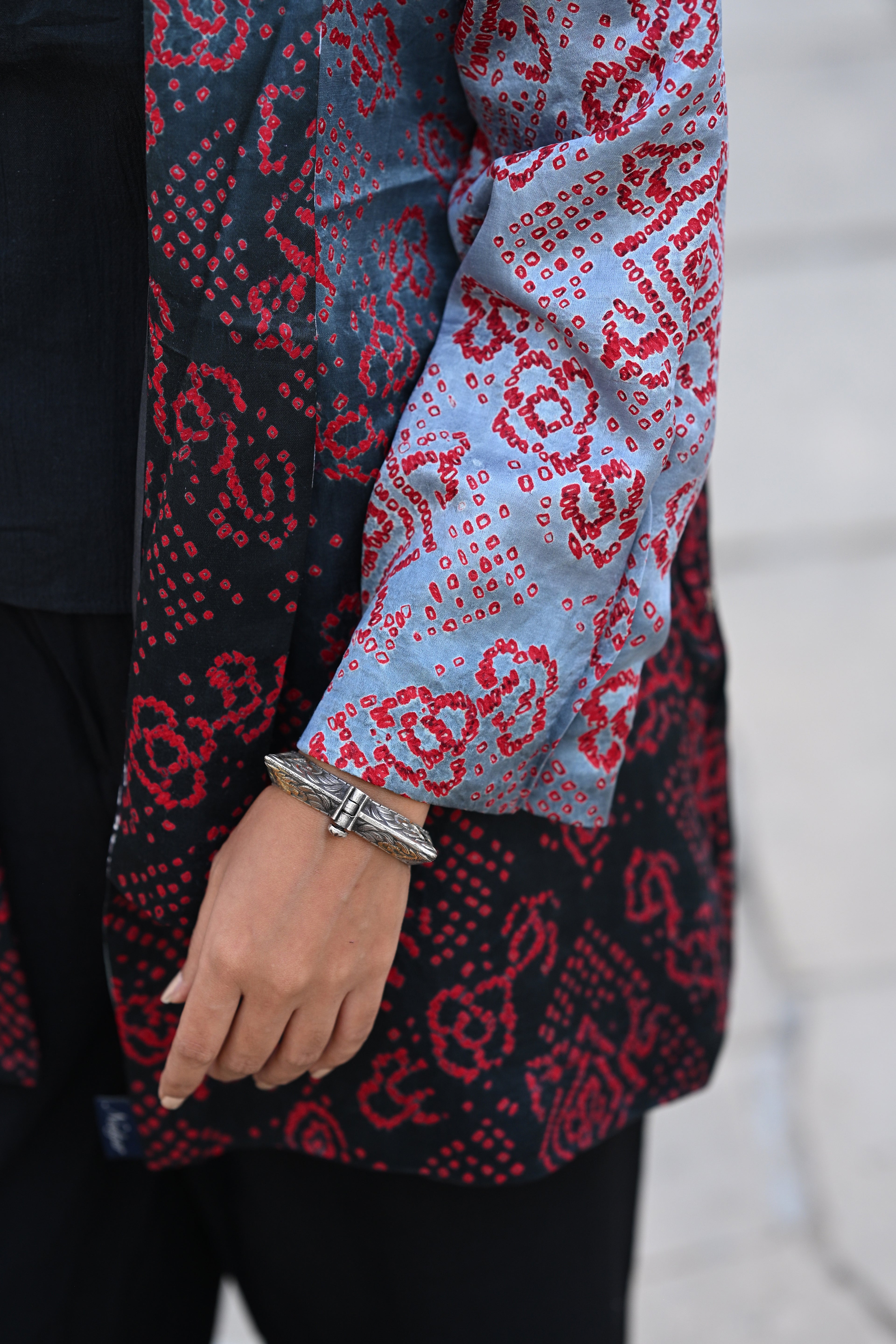 BLACK - GREY PATCHWORK REVERSIBLE SILK JACKET
