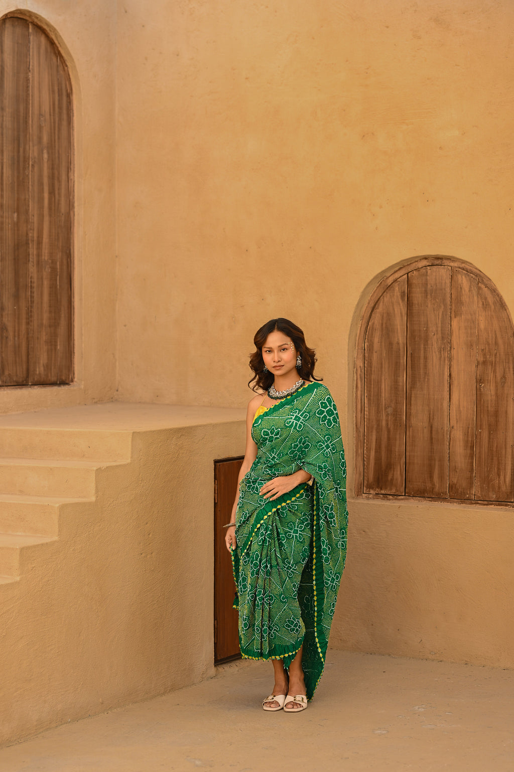 GREEN POPPY FLOWER SILK BANDHANI SAREE