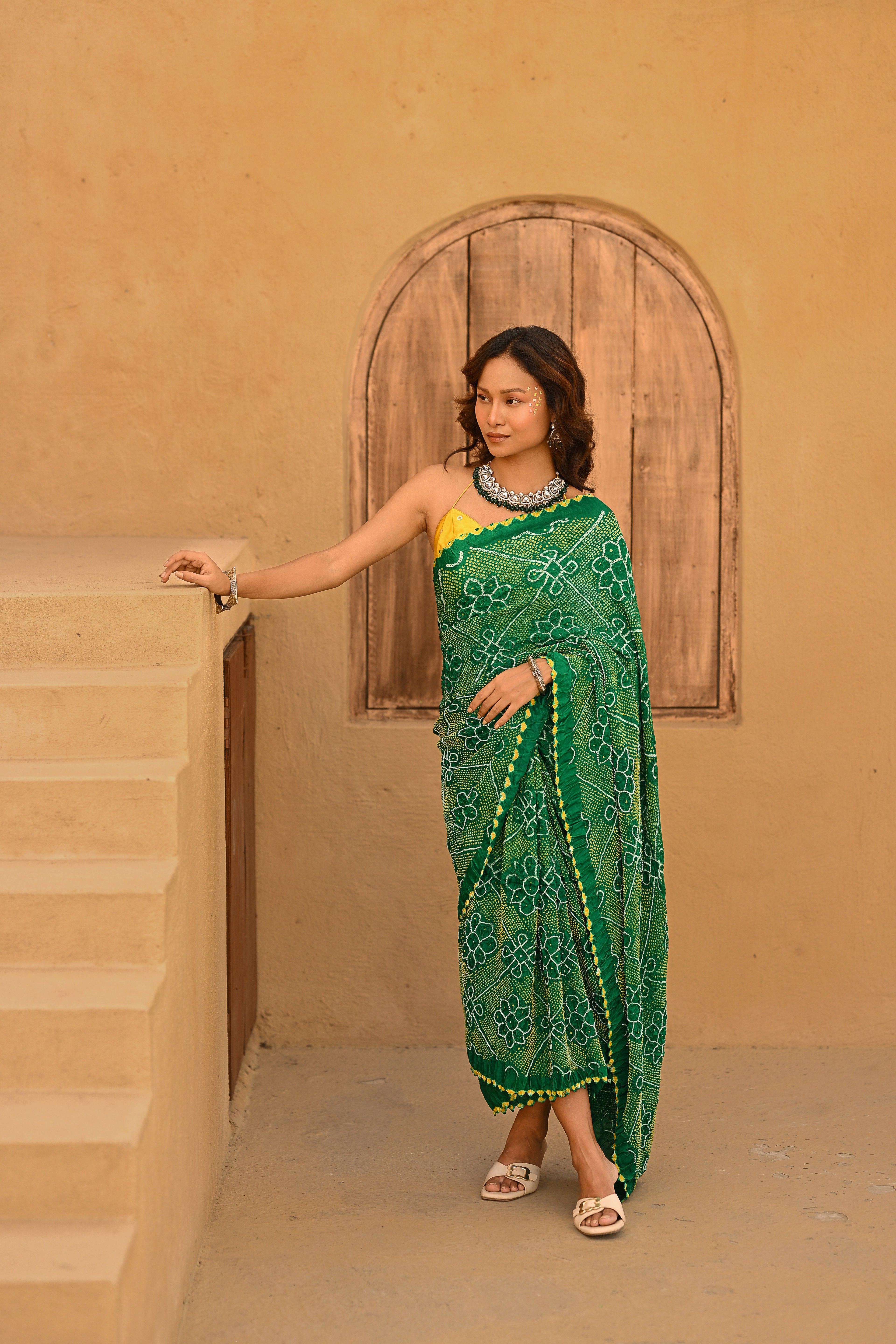 GREEN POPPY FLOWER SILK BANDHANI SAREE